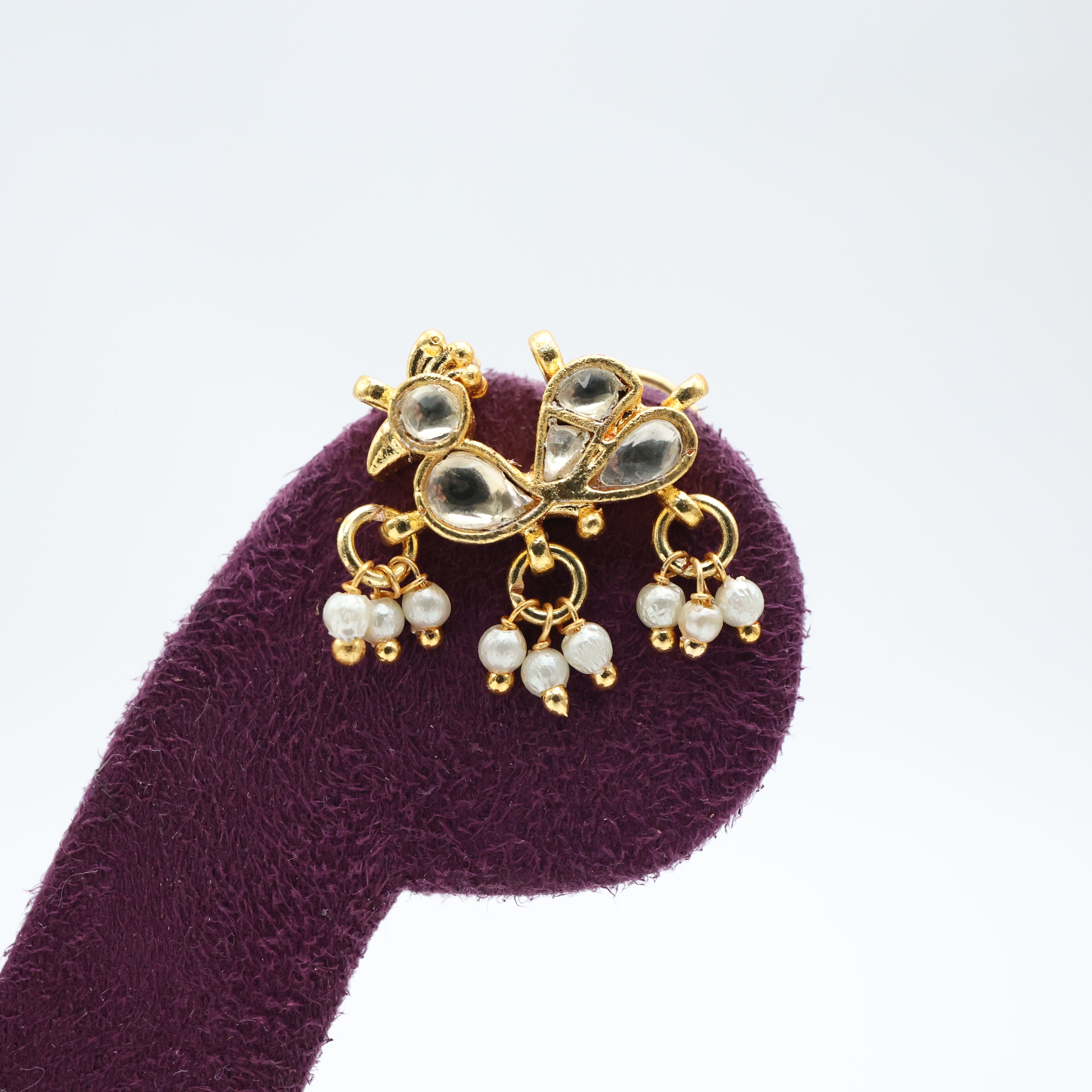 PREMIUM PACHI KUNDAN PEACOCK WIRED NOSEPIN/NATH - WHITE