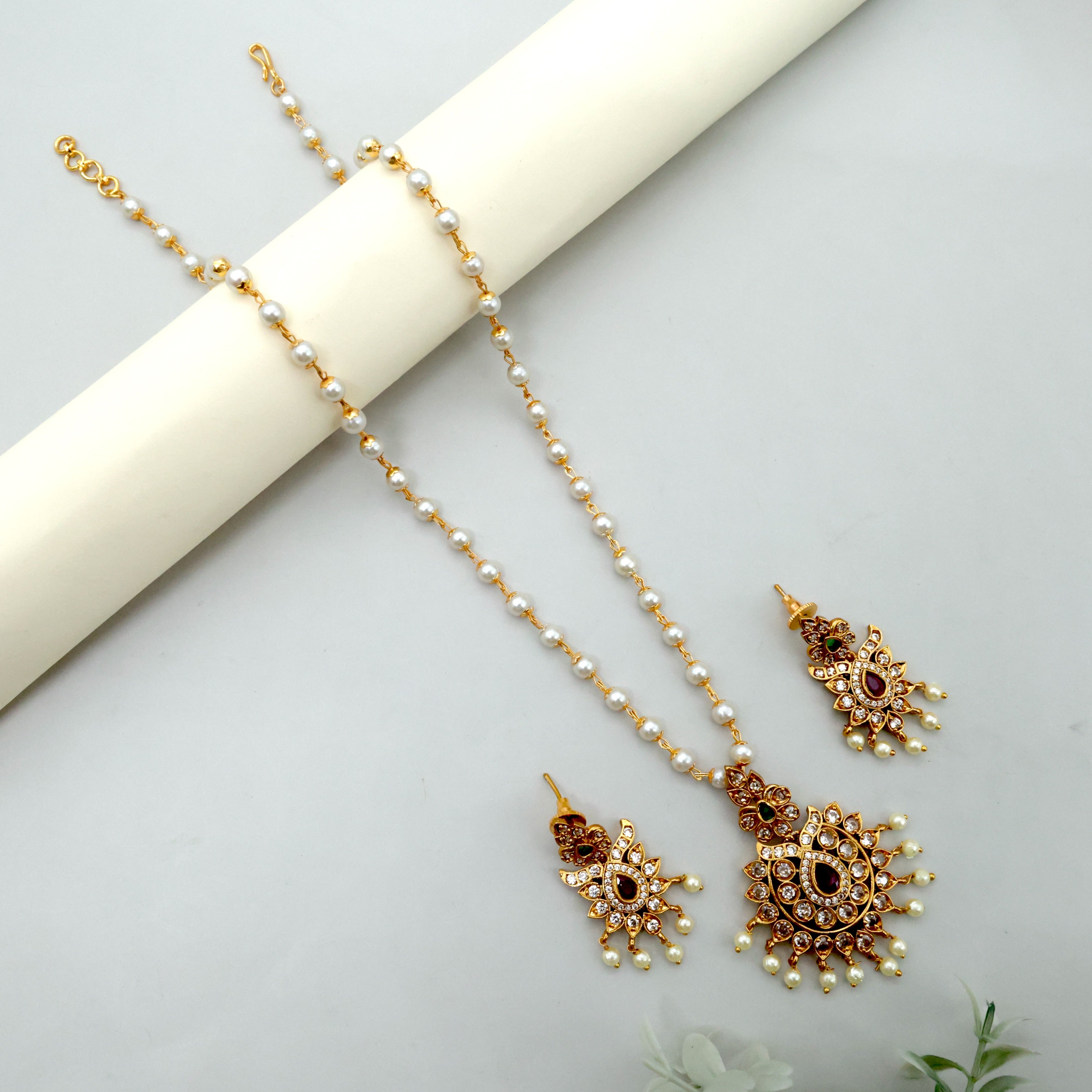 AD Thilak Flower Single Line Pearl Mala Necklace Set