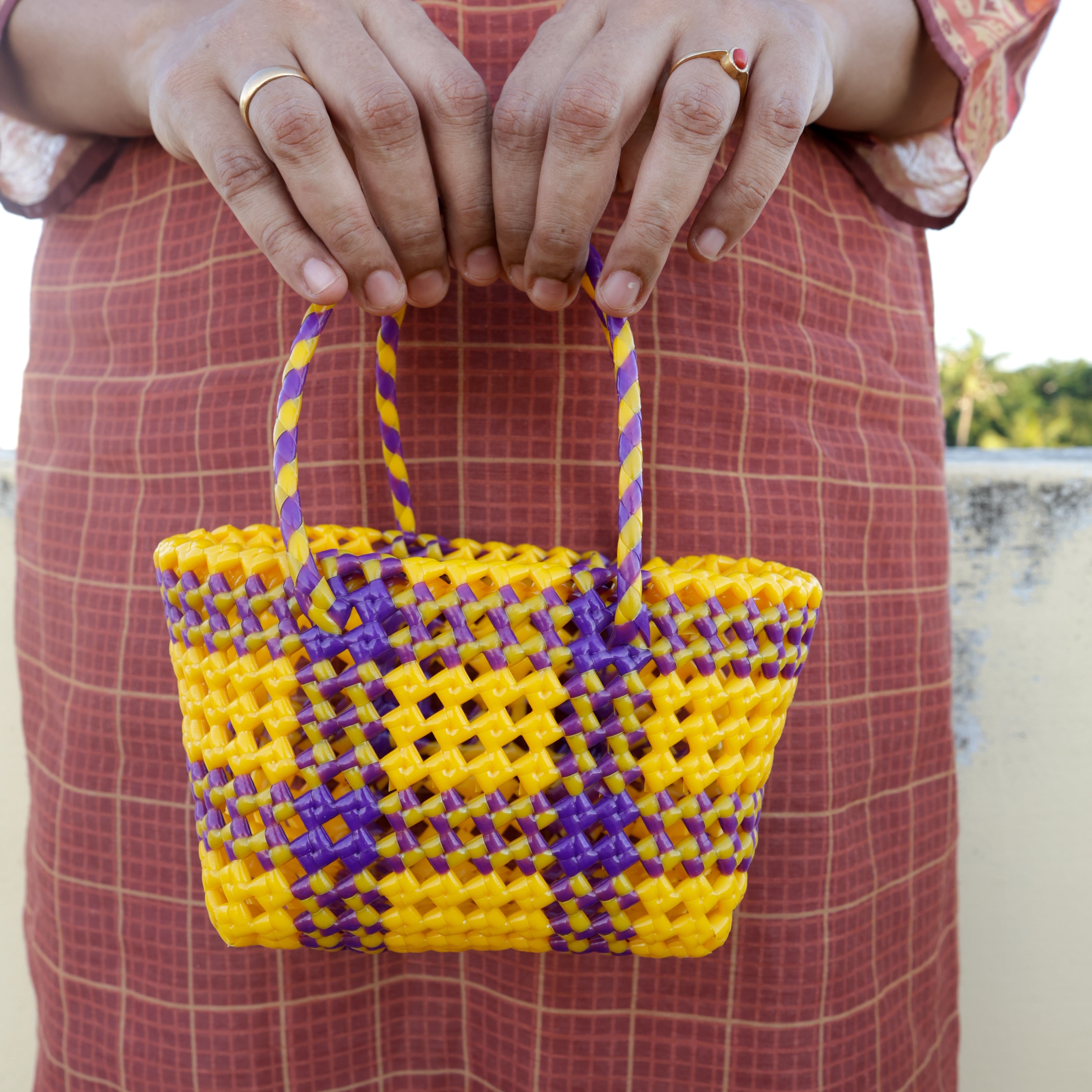 Handmade Cute Traditional Mini Wire Basket - Best & Useful return Gift Option (Assorted Colours)