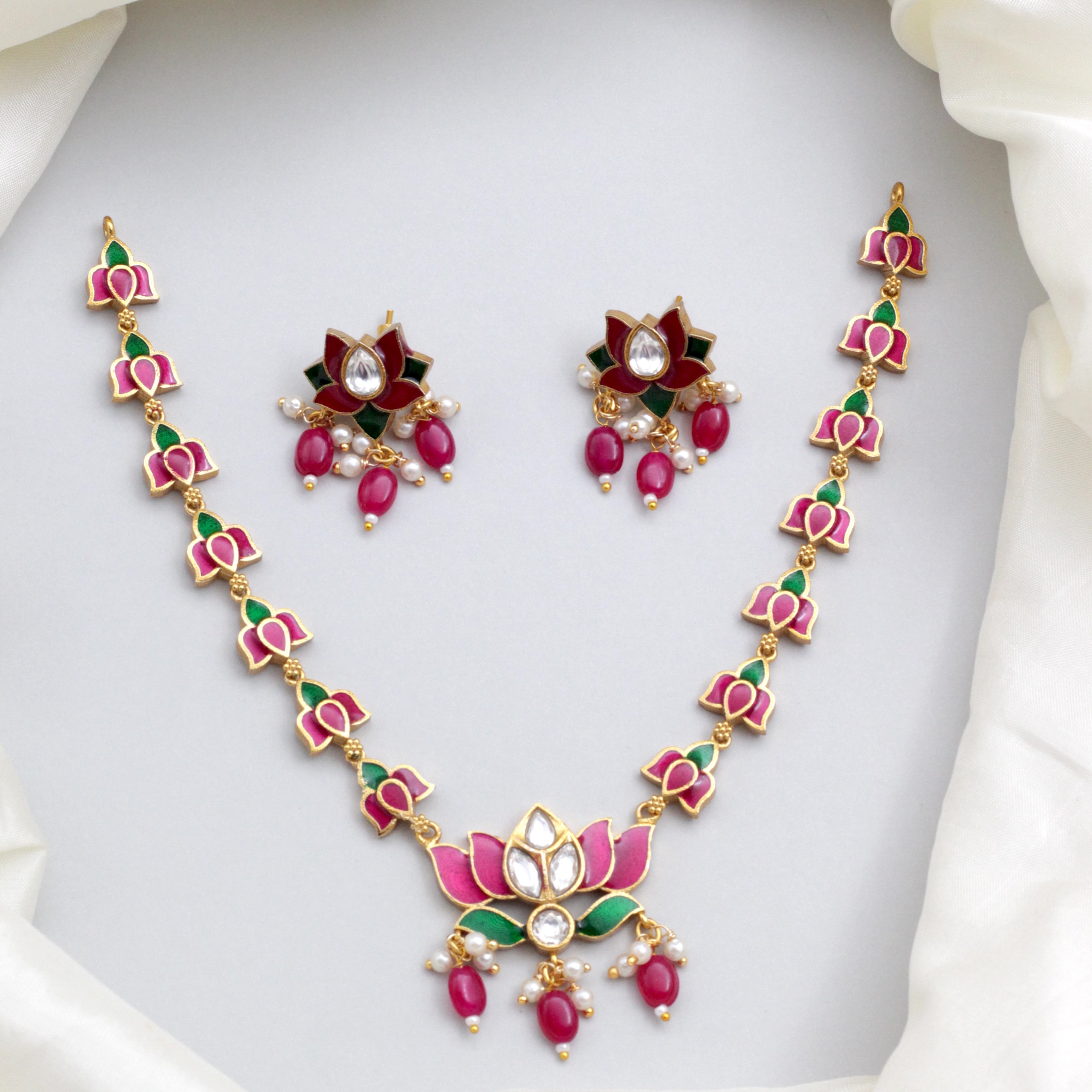 Enamel AD Lightweight Lotus Necklace Set