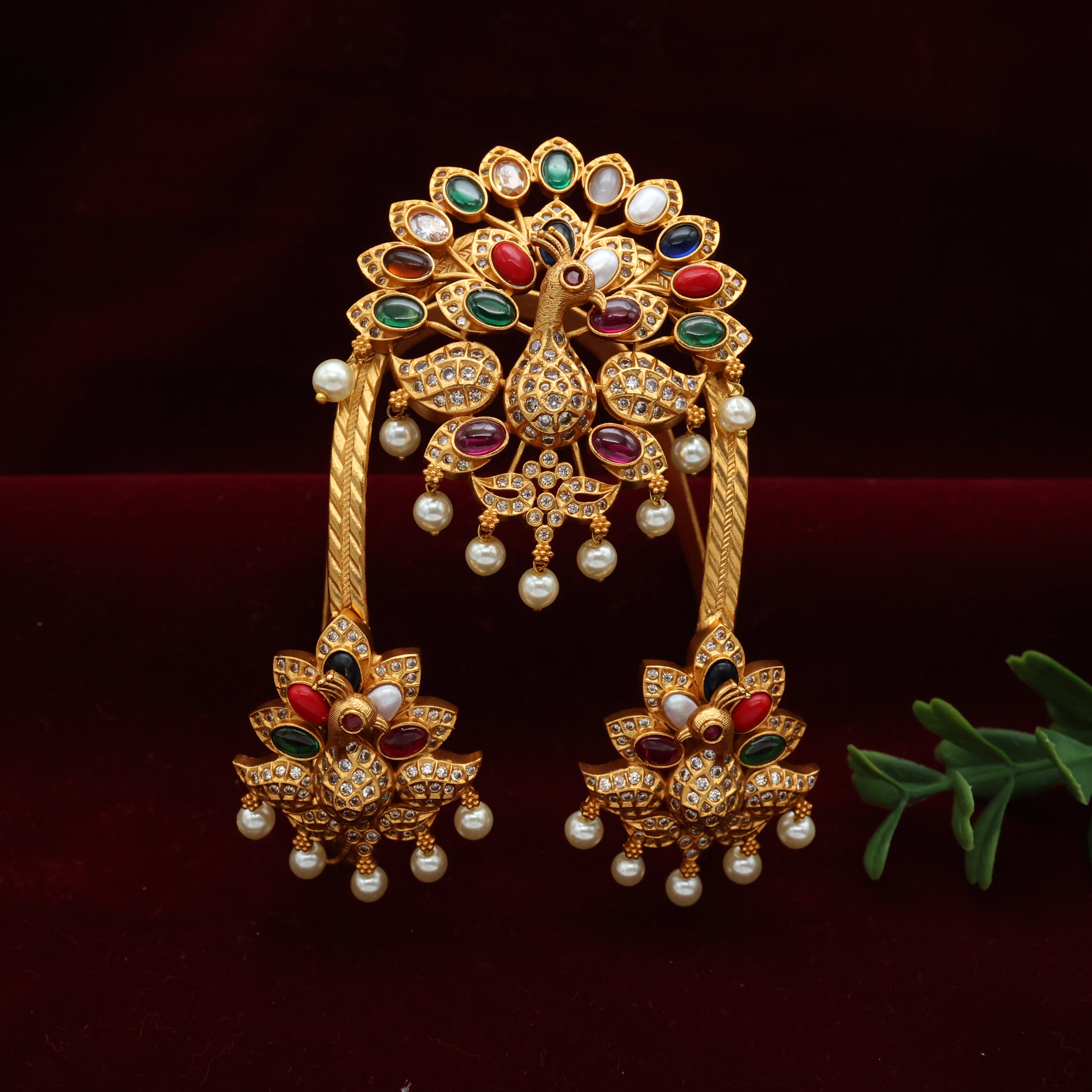 Antique Nagas Open Feathers Navarathna Peacock Single Piece Bridal Vanki