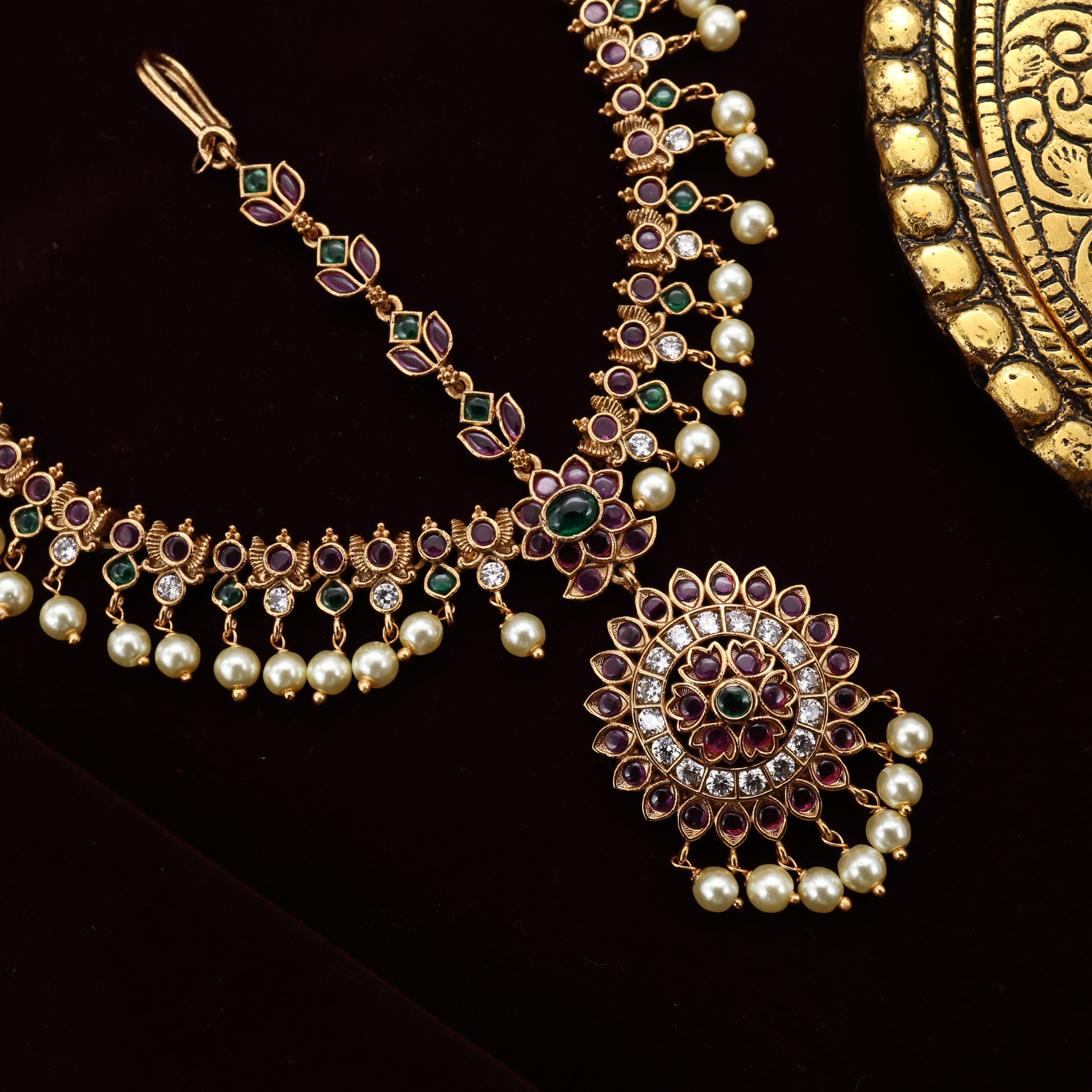 Premium Antique Kemp AD Flower Chakra Bridal Maang Tikka/Nethi Chutti