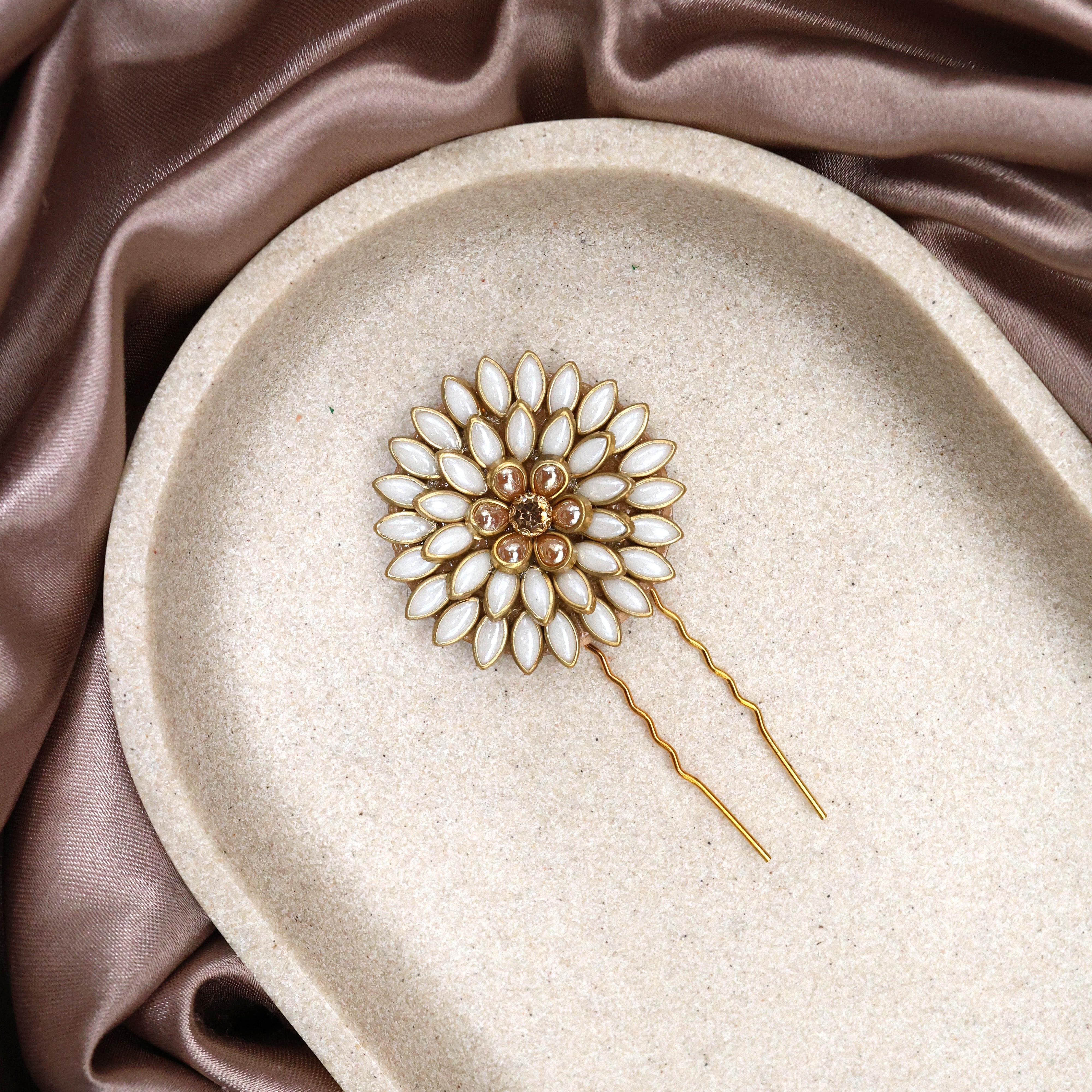 Handmade Kundan Pearl & Gold Stone Flower Hair Pin - Flower U Pin