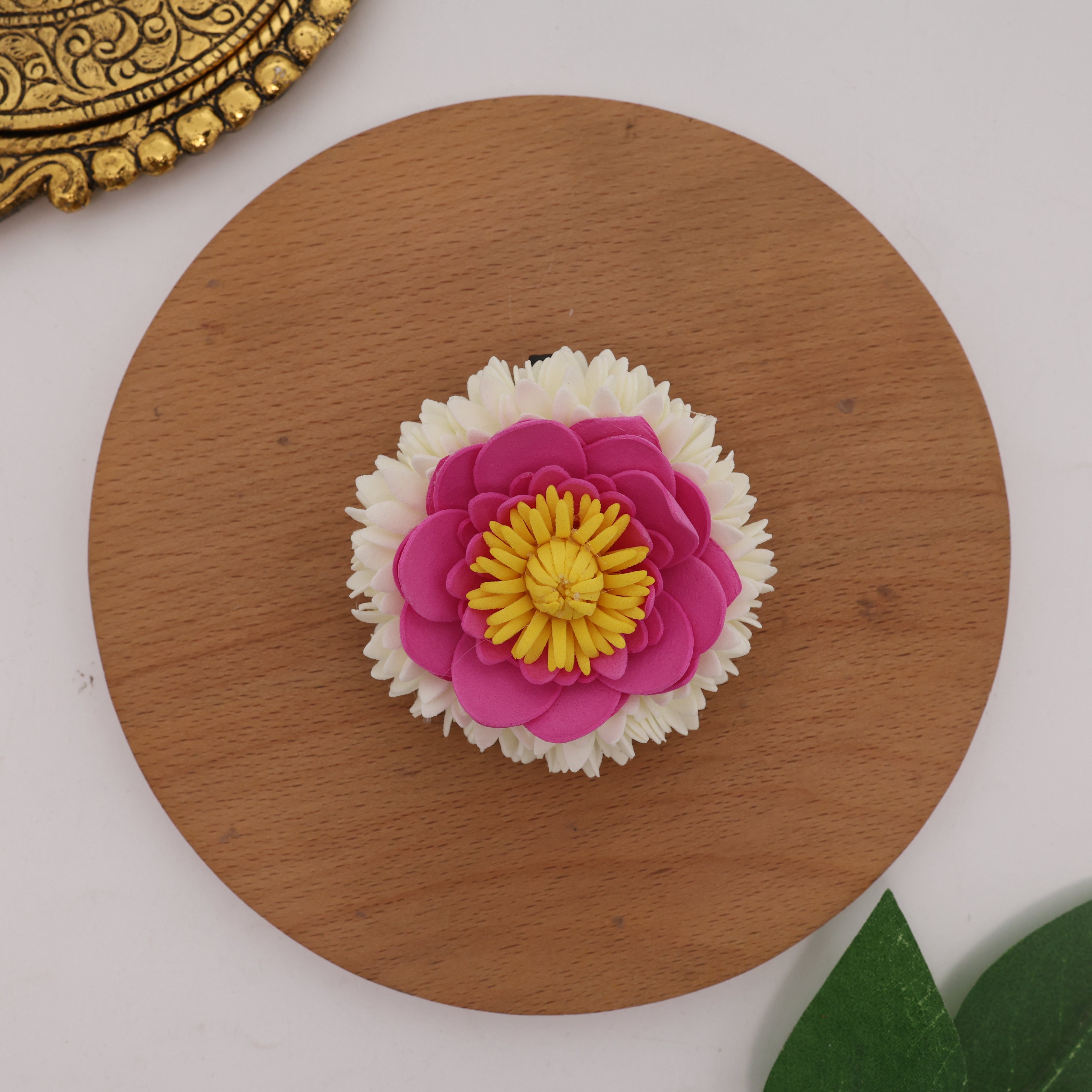 Mullai Thamarai Handmade Foam Reusable Alligator Hair Clip
