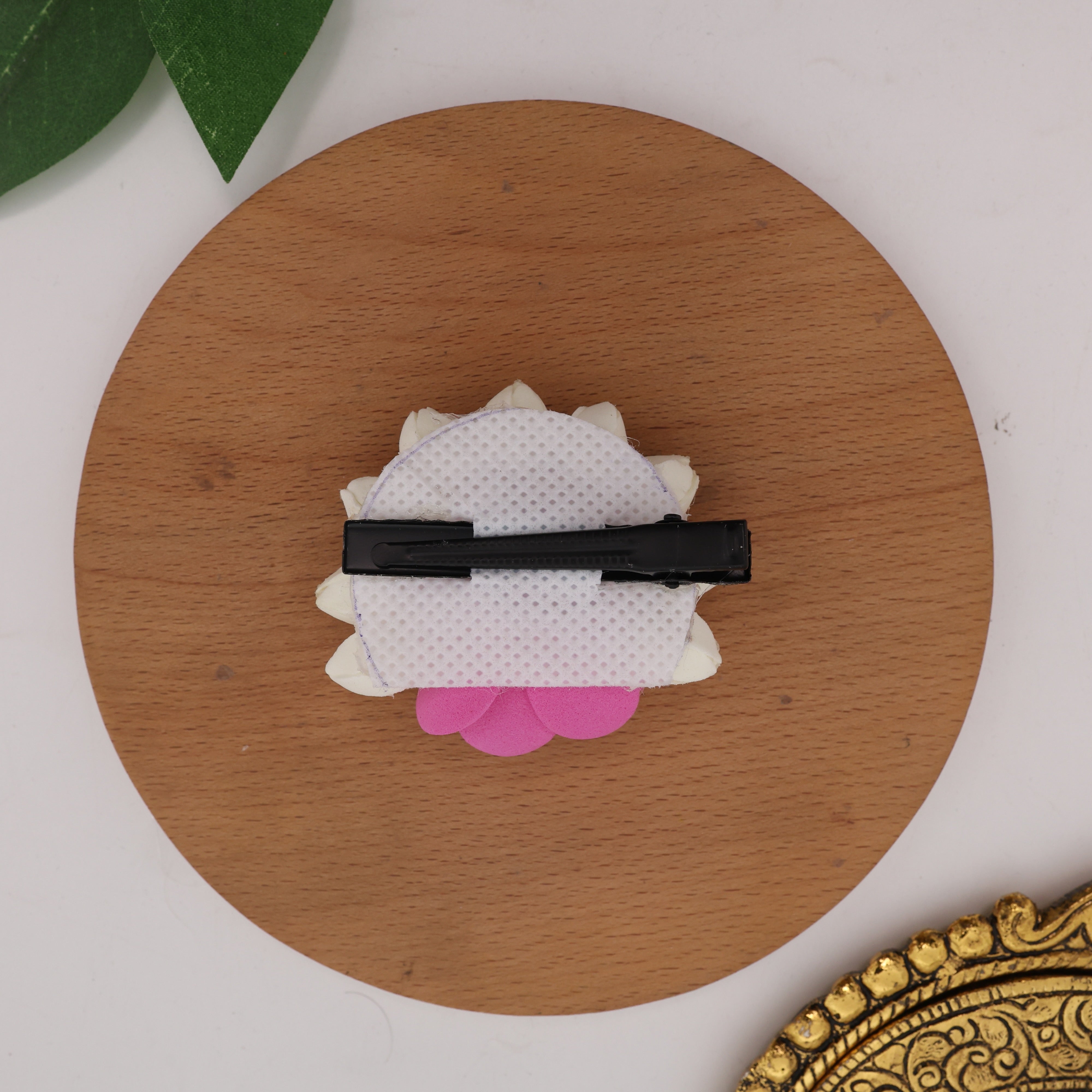 Handmade Foam Reusable Nila Pirai Lotus Jasmine Buds Alligator Clip