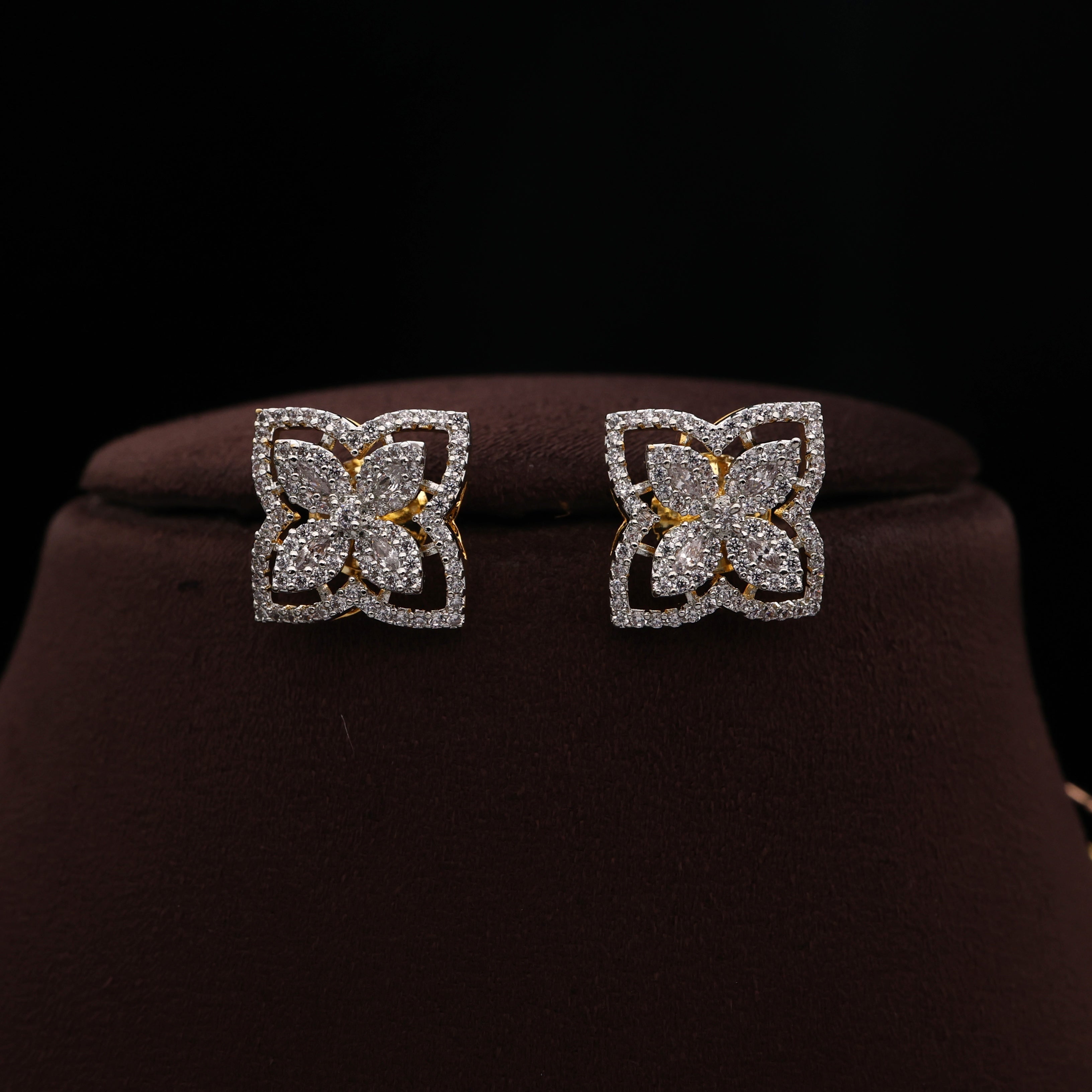 Diamond Look Premium Kolam Flower Pendant 3 Tone Hasli Set