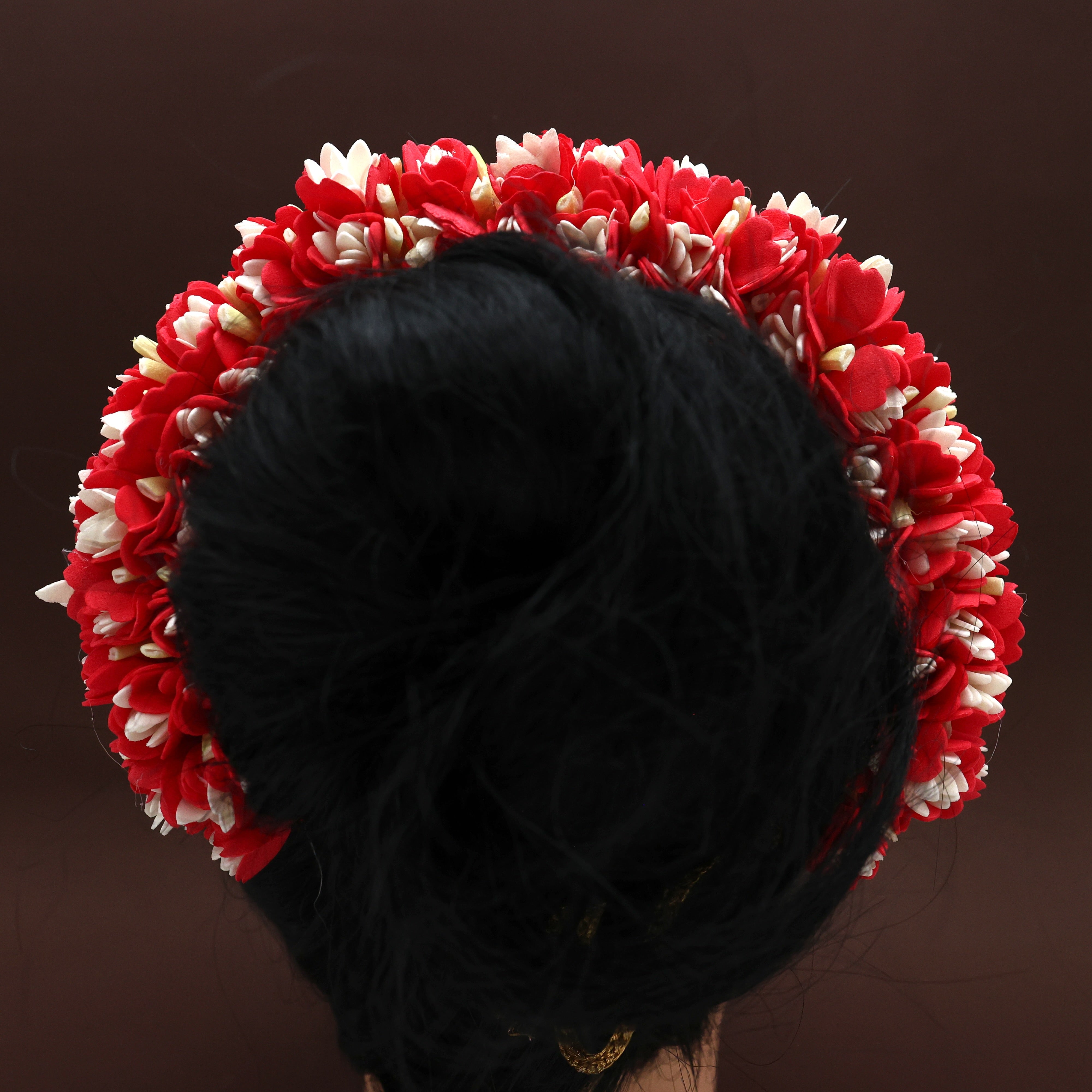 Handmade Real Looking Foam Rose with Mulla Poo Bridal Veni