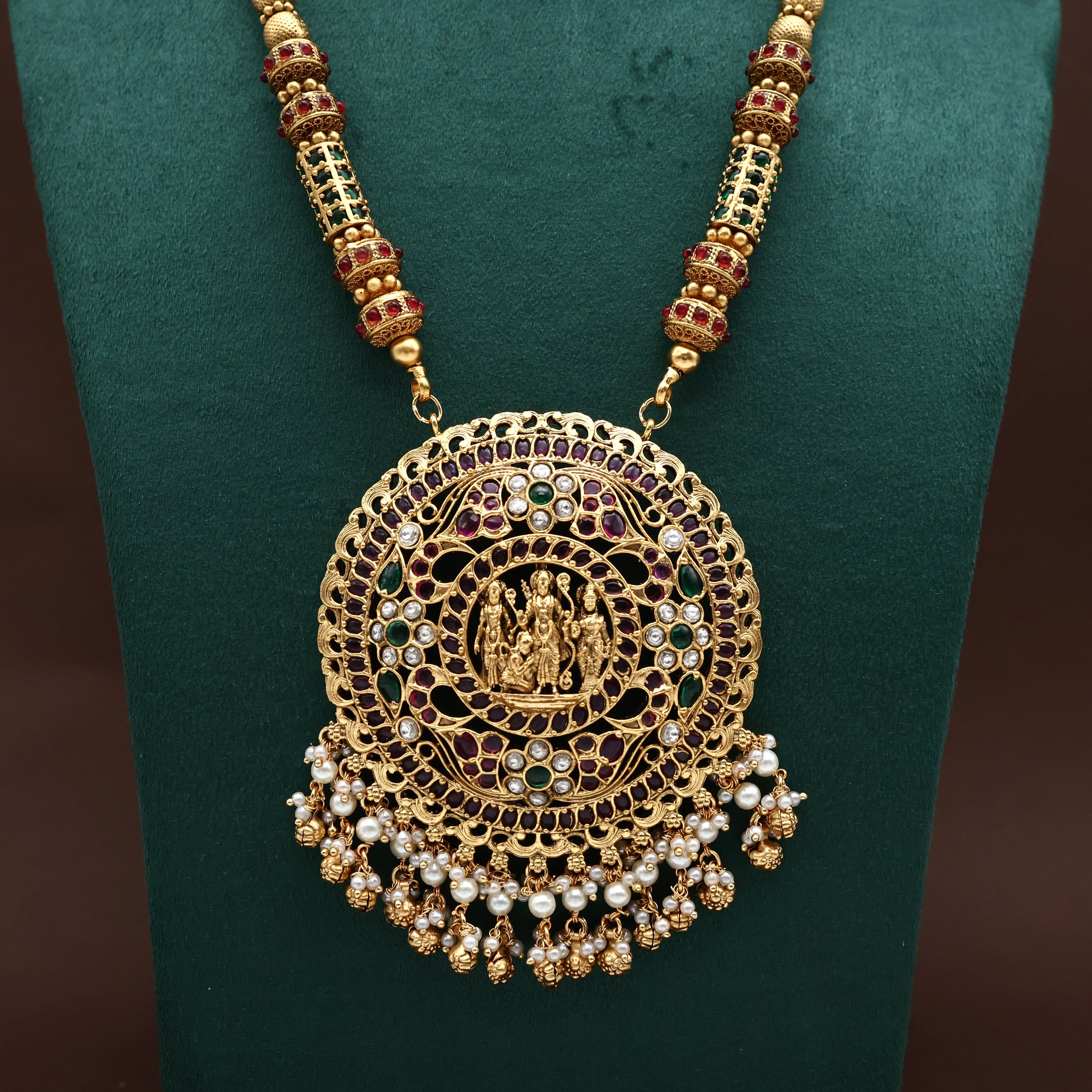 Premium Kundan Kemp Ram Parivar Big Round Pendant Mala Set