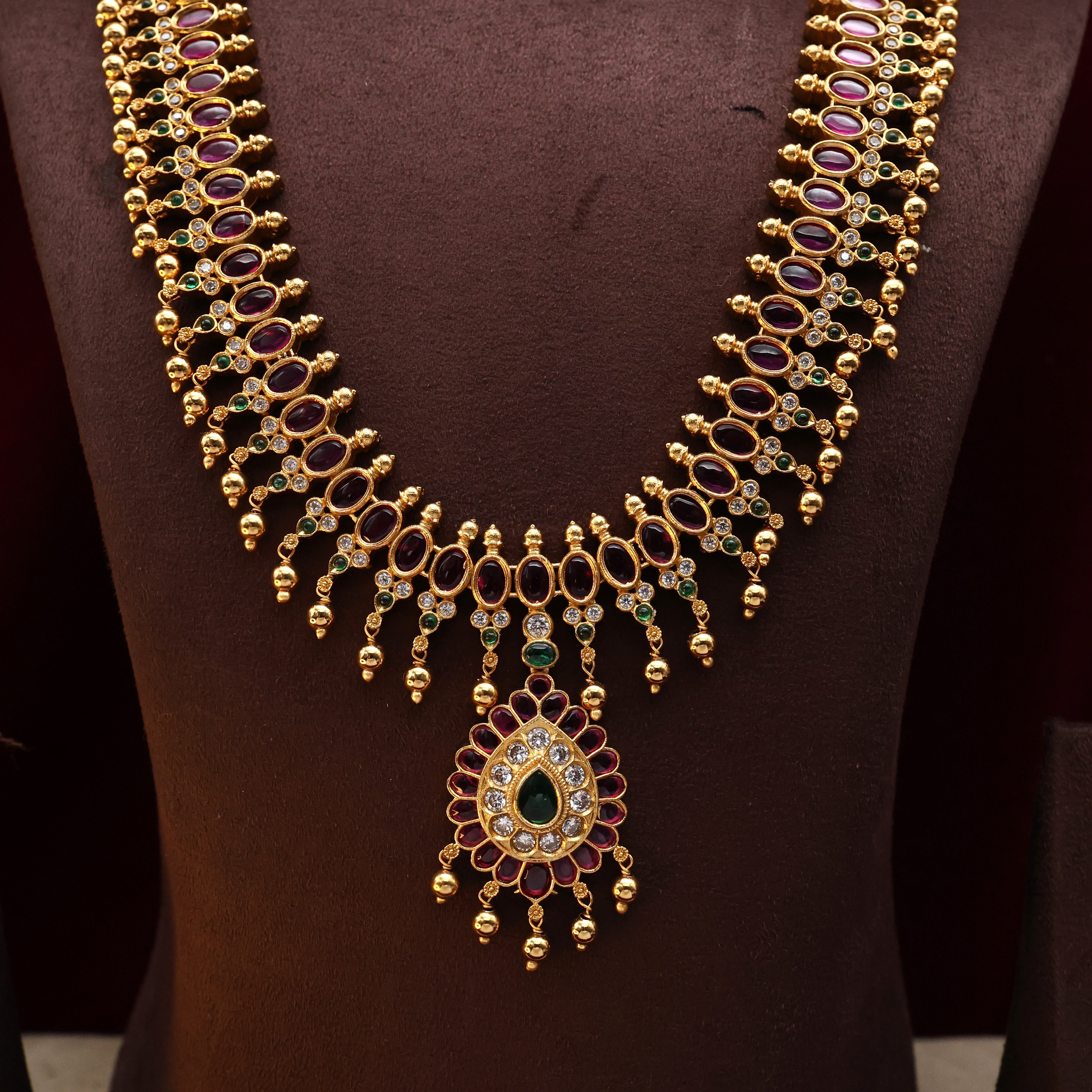 PREMIUM KEMP TILAK DROP BRIDAL HAARAM SET