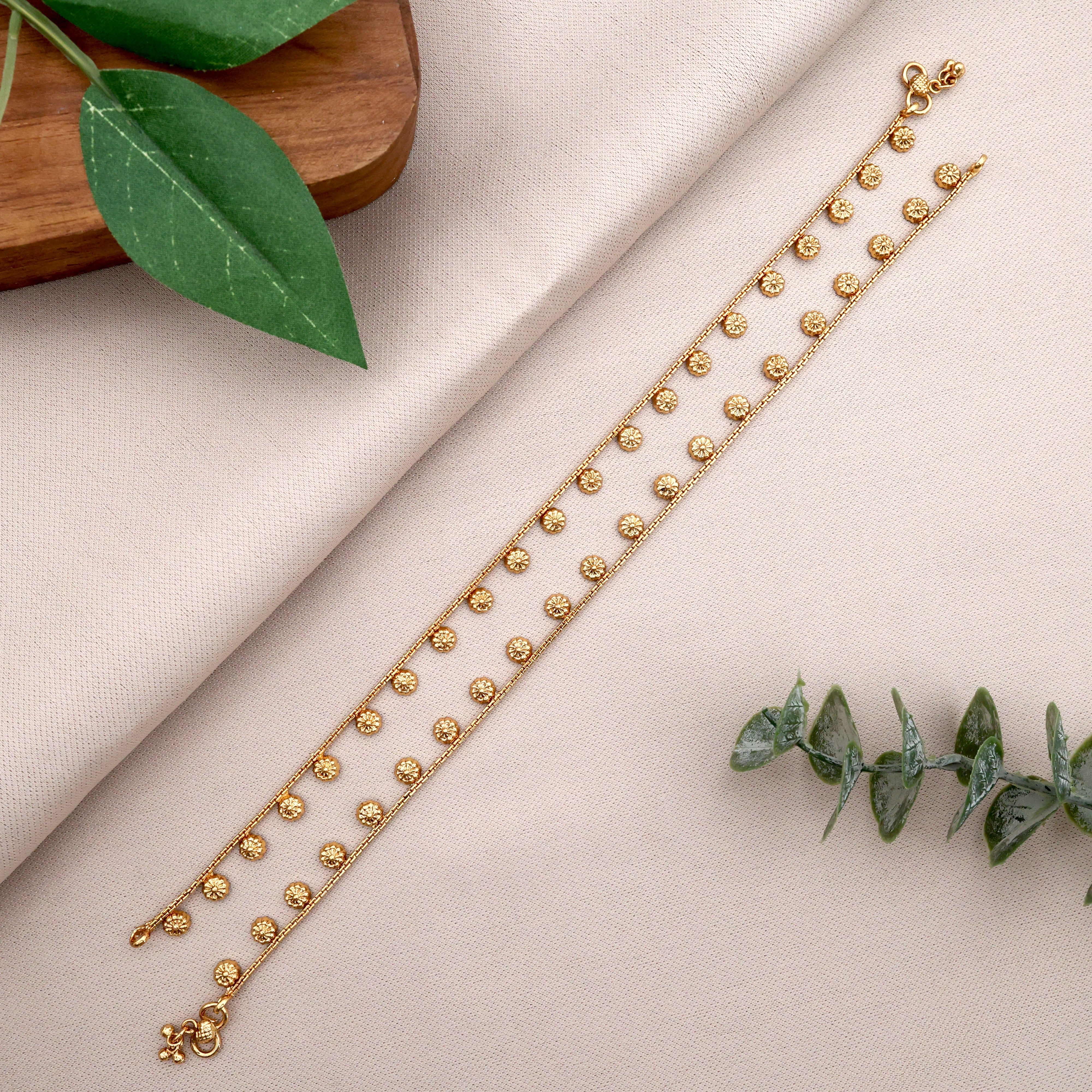 Antique Gold Look Small Flower Blooms Anklets - 10.5 inches