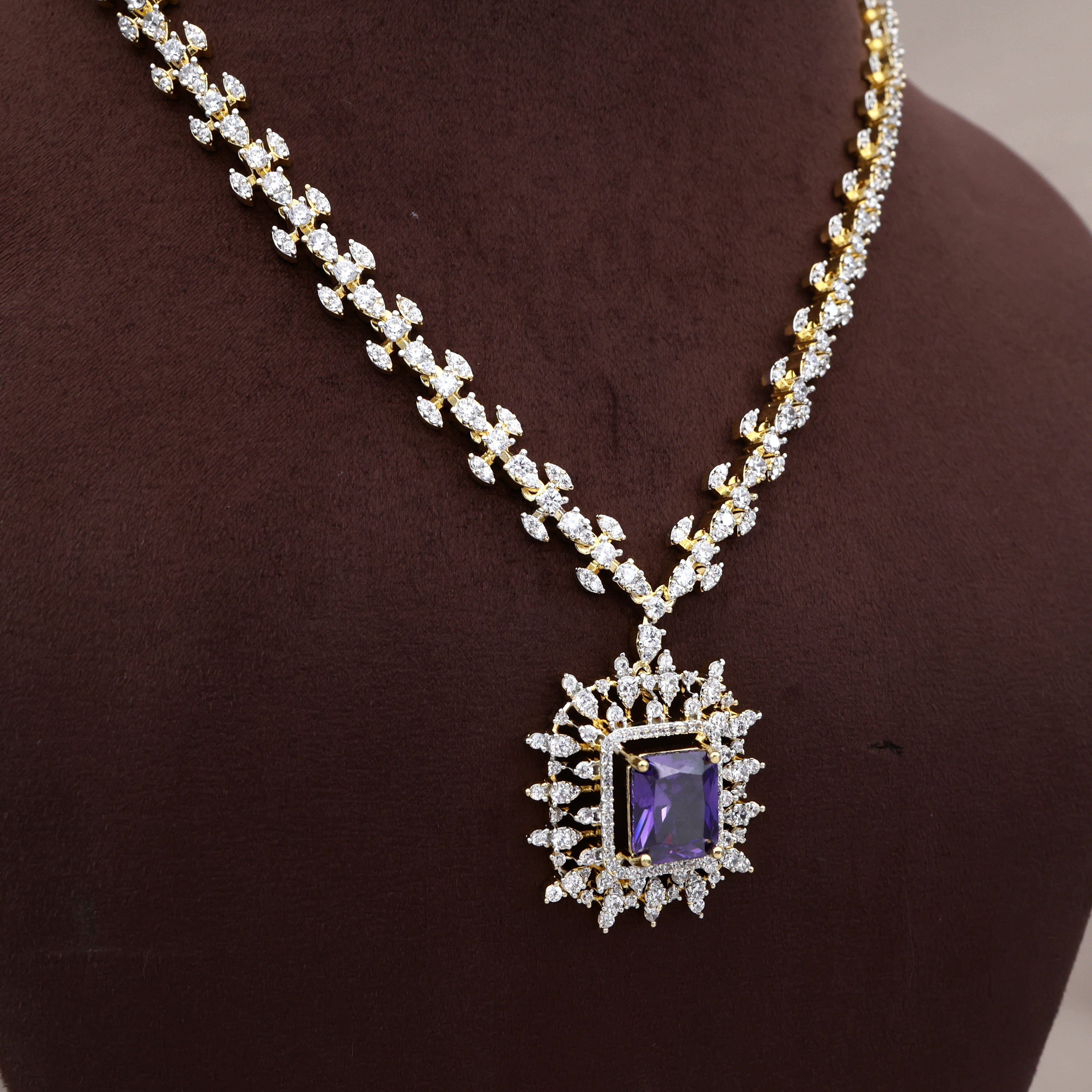 Diamond Look Rectangle Locket Necklace Set