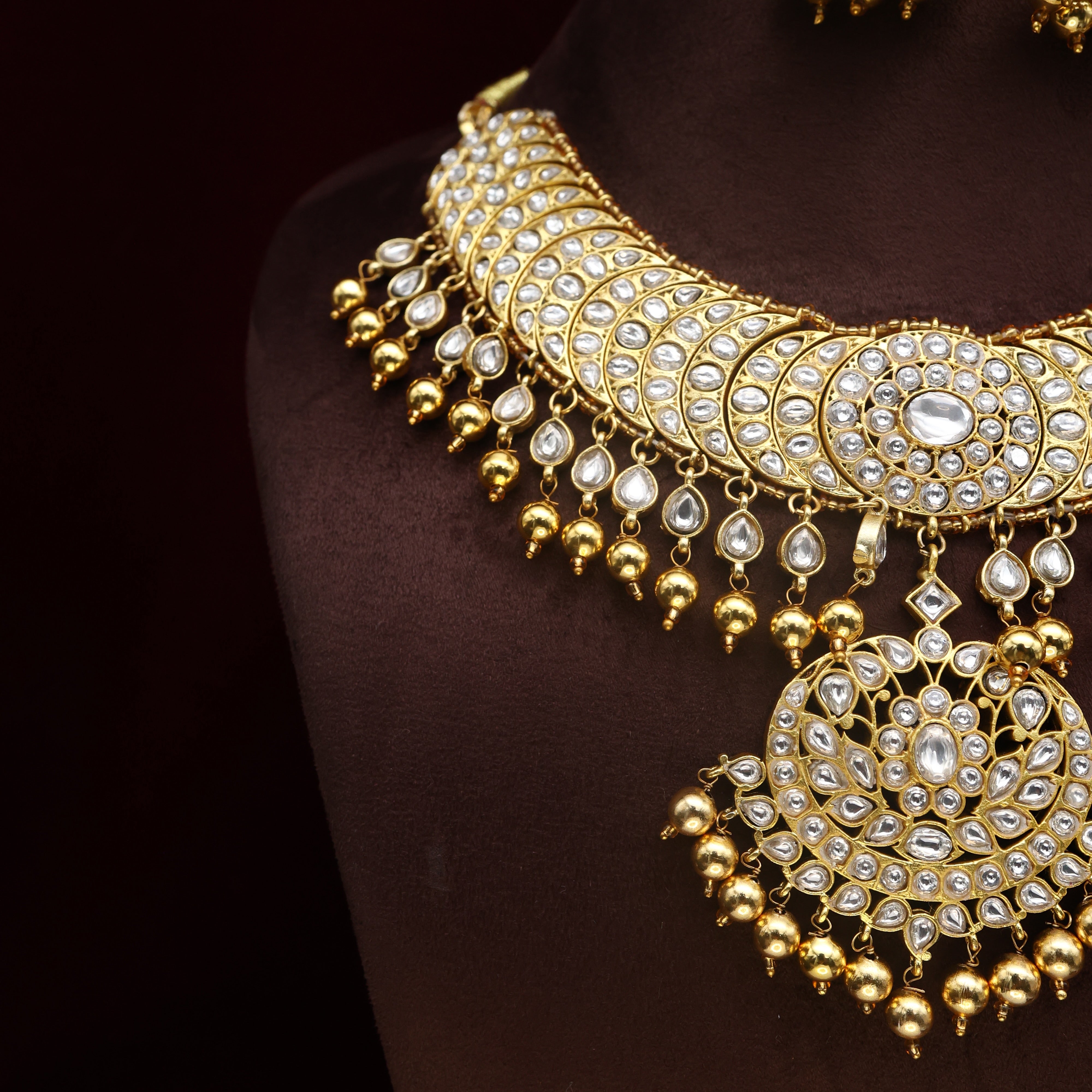 Premium Jadau Kundan Flexible Thick Chaand Bali Bridal Choker Set - White