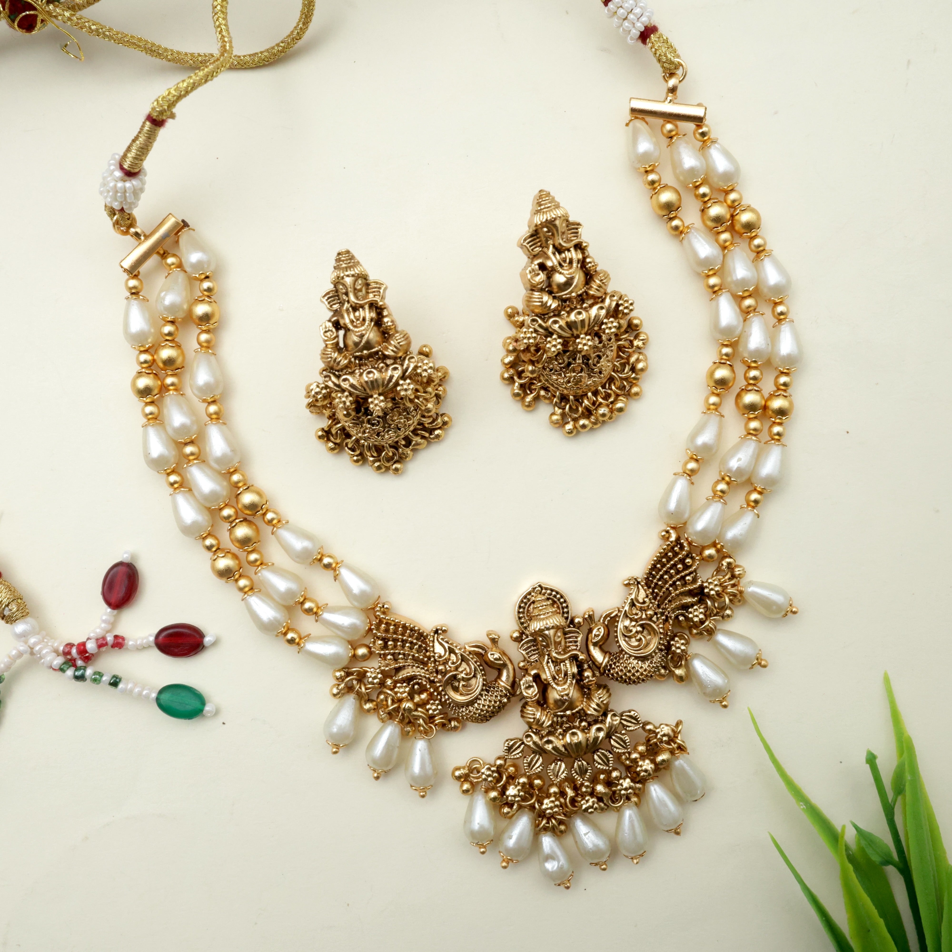 Antique Nagas 3 Line Pearl Ganesha Bridal Choker Set