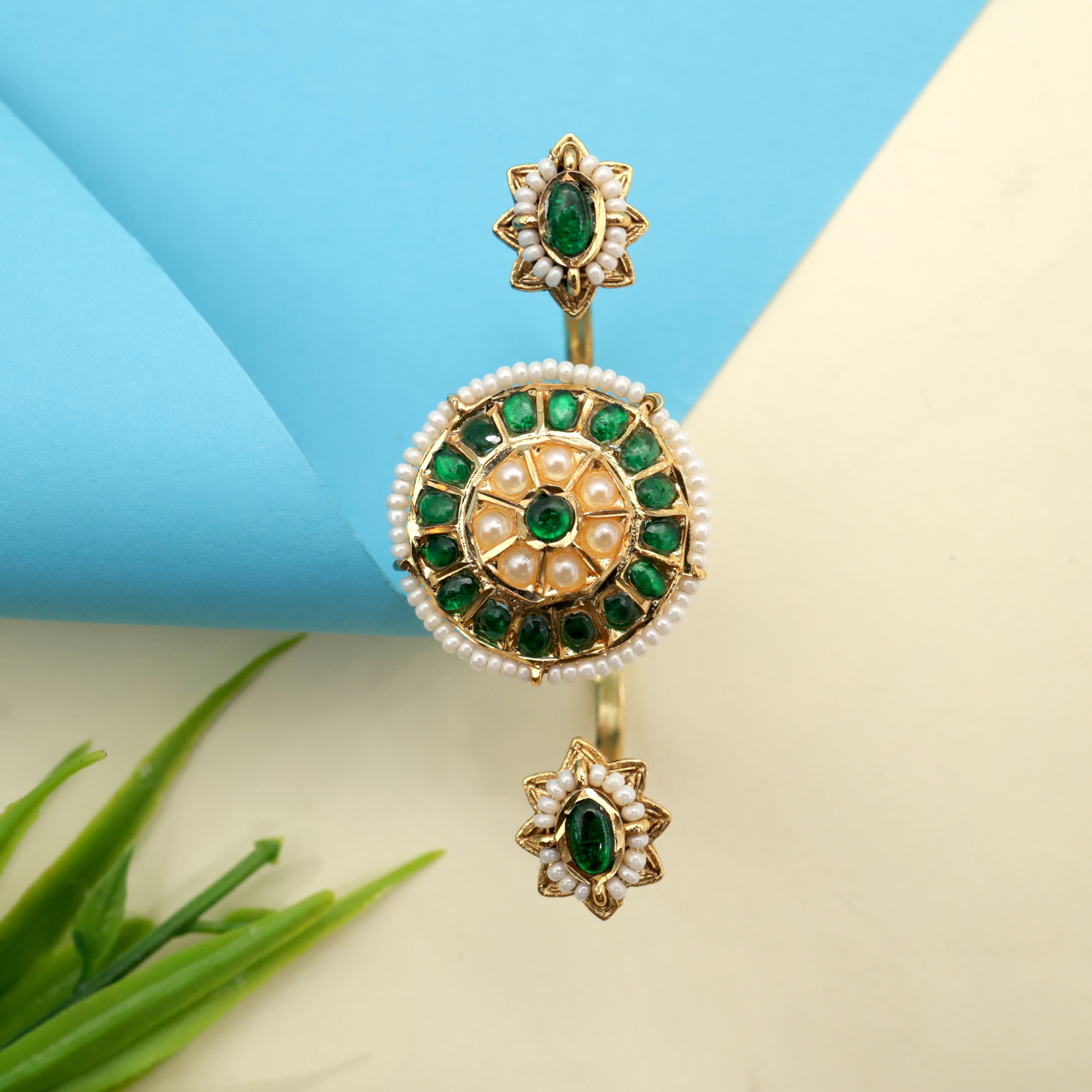 Pearl Outline Flower Chakri Jadau Kundan Bridal Double Finger Ring - Emerald & White