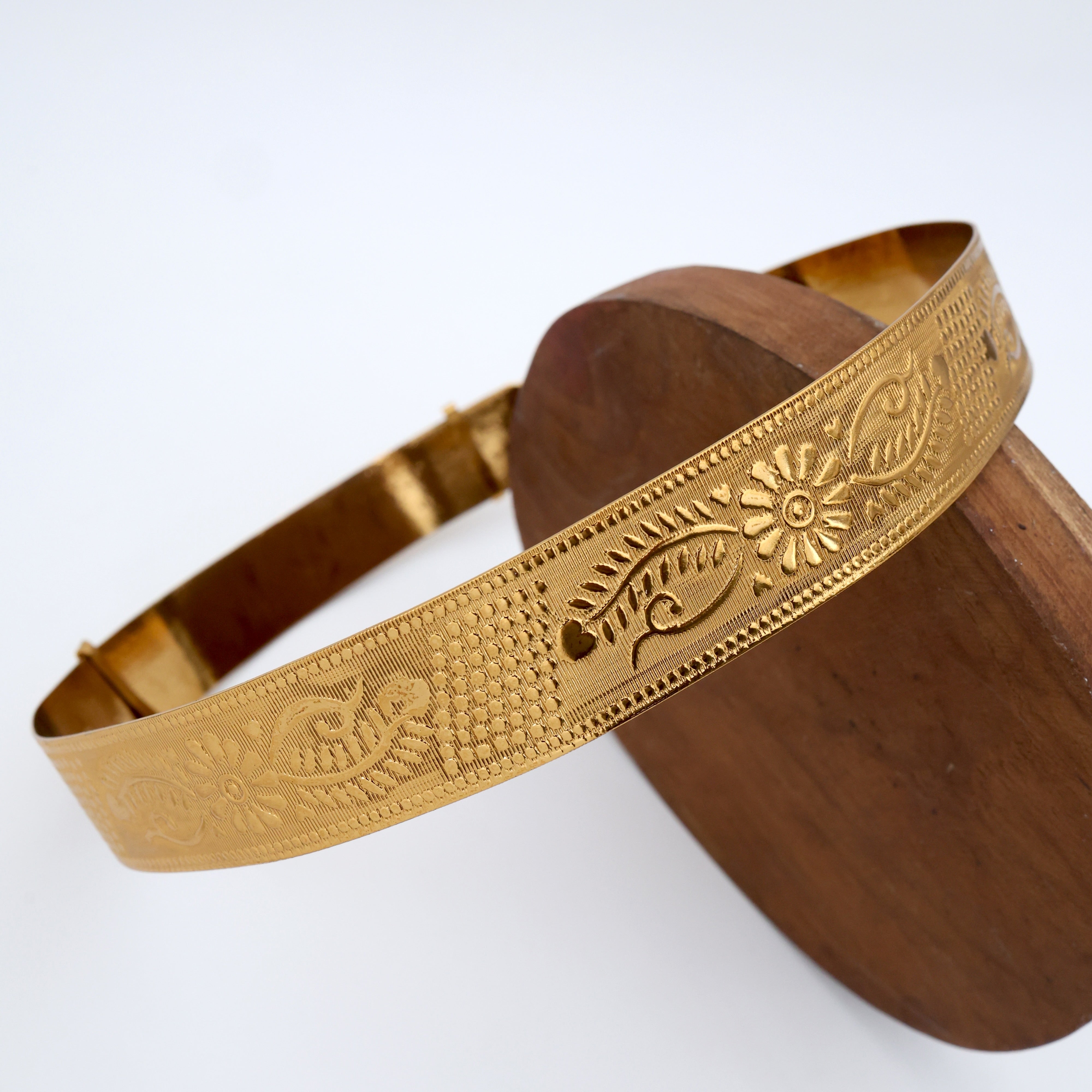 Real Gold Tone Floral Design Medium Size