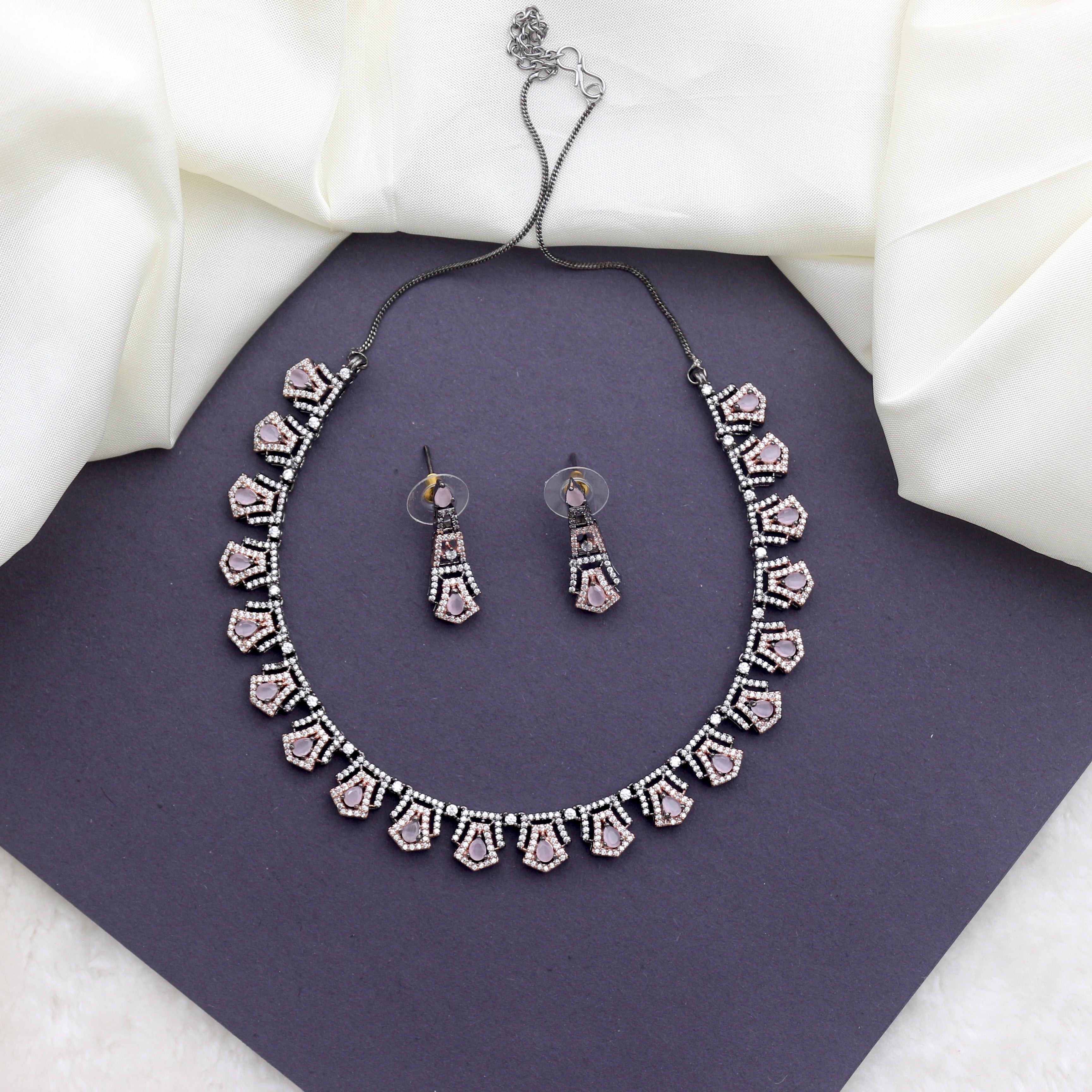 Cute & Lightweight Black Rose AD Necklace Set