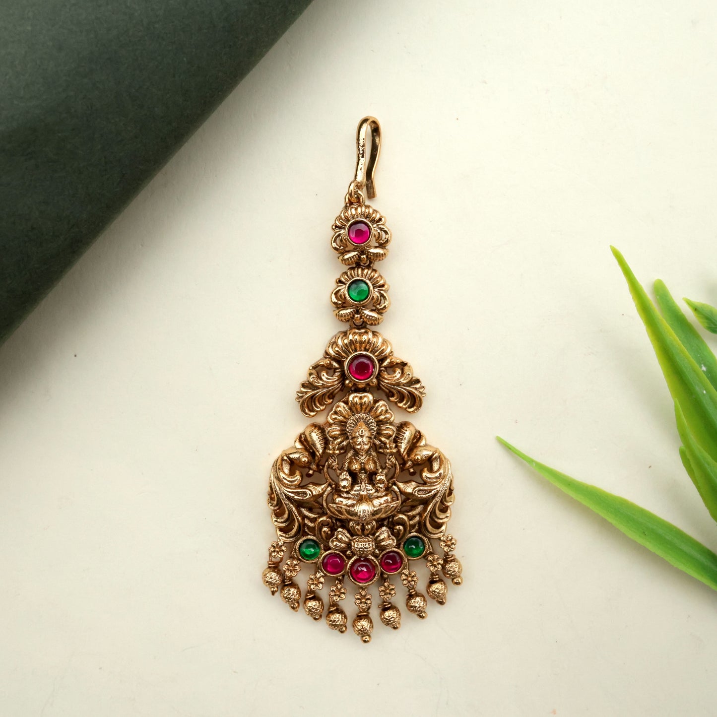 Antique Nagas Jadau Kundan Lakshmi Bridal Short Maang Teeka With Gold Beads - Rani & Green