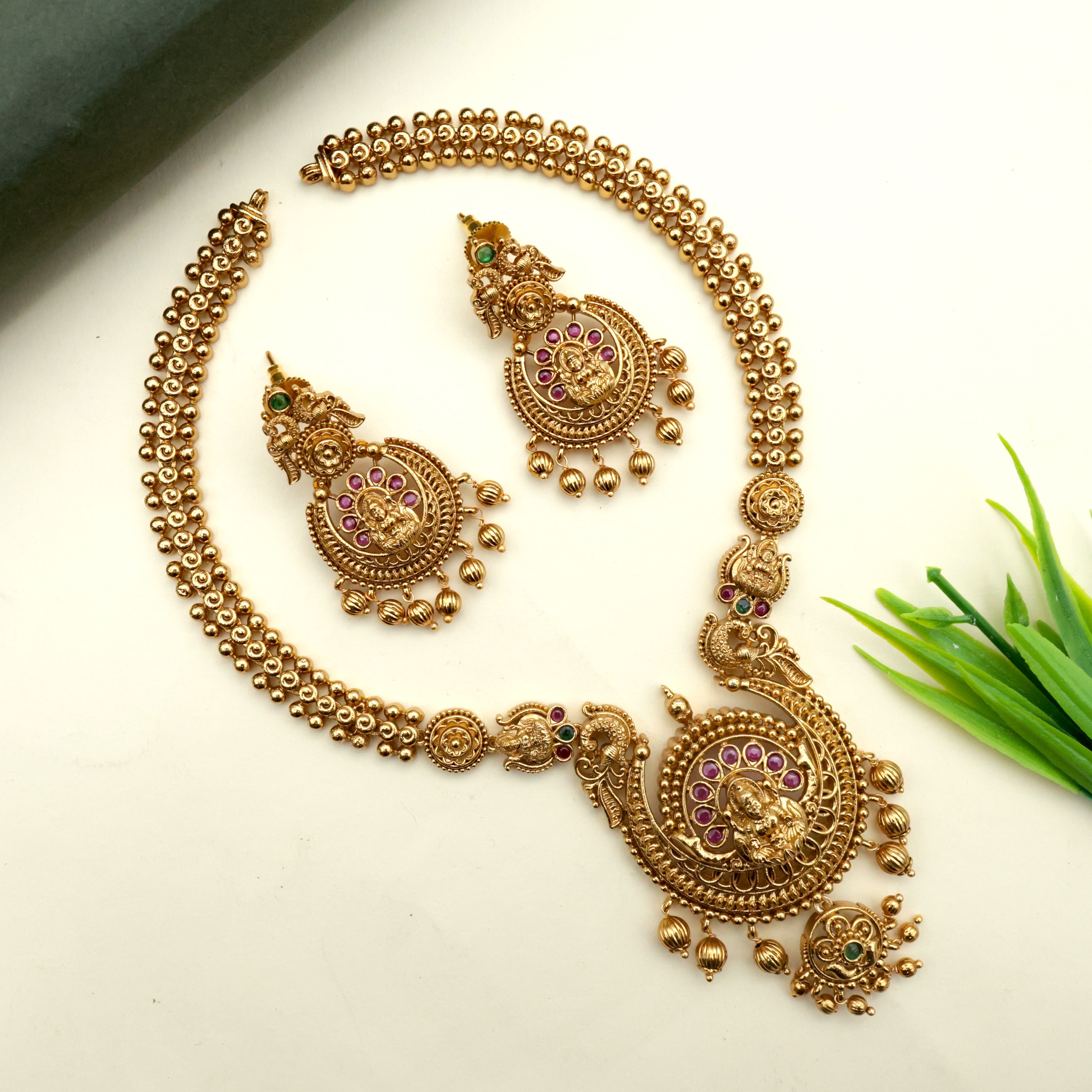 Real Gold Look Nagas Antique Chaand Lakshmi Bridal Mid Length Necklace Set