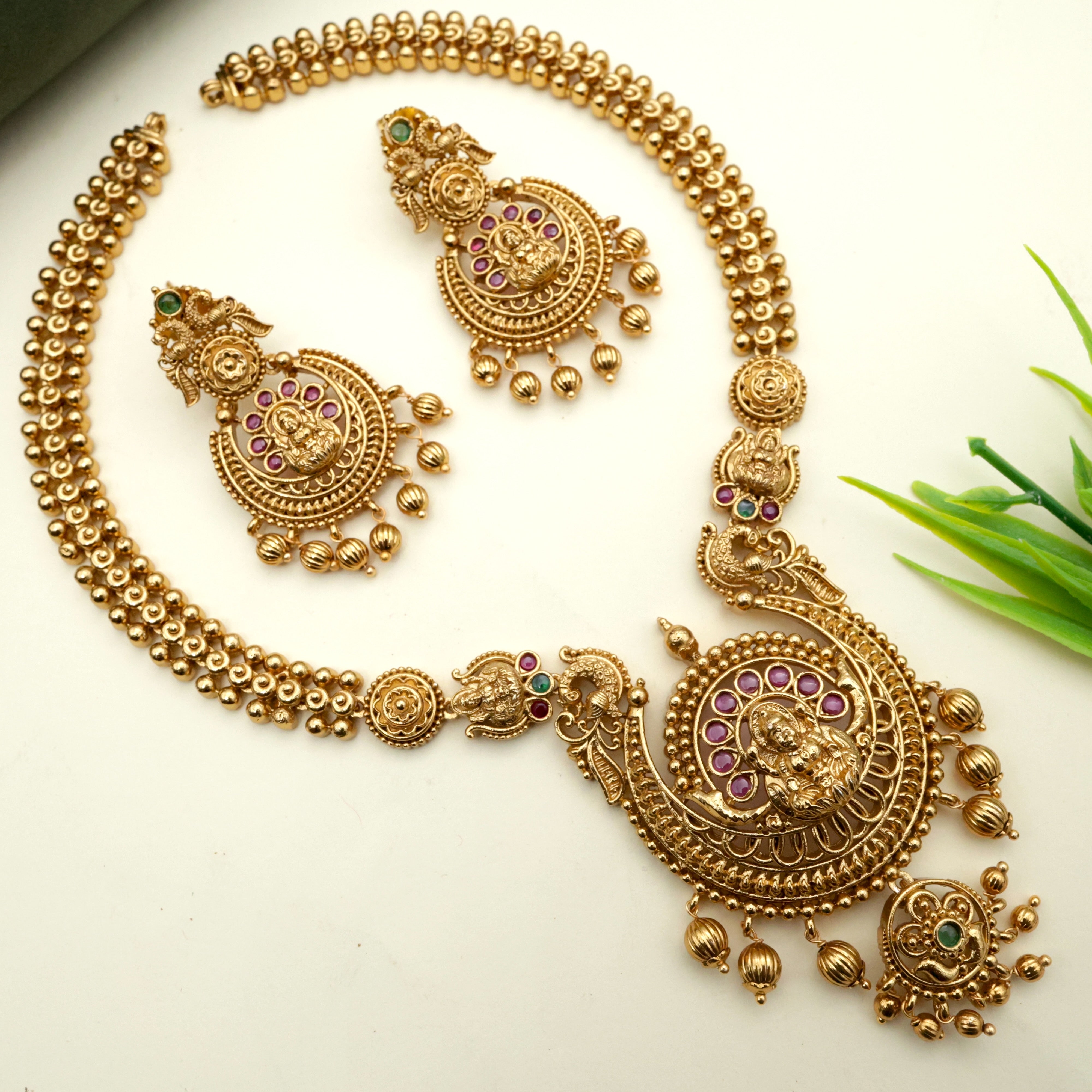 Real Gold Look Nagas Antique Chaand Lakshmi Bridal Mid Length Necklace Set