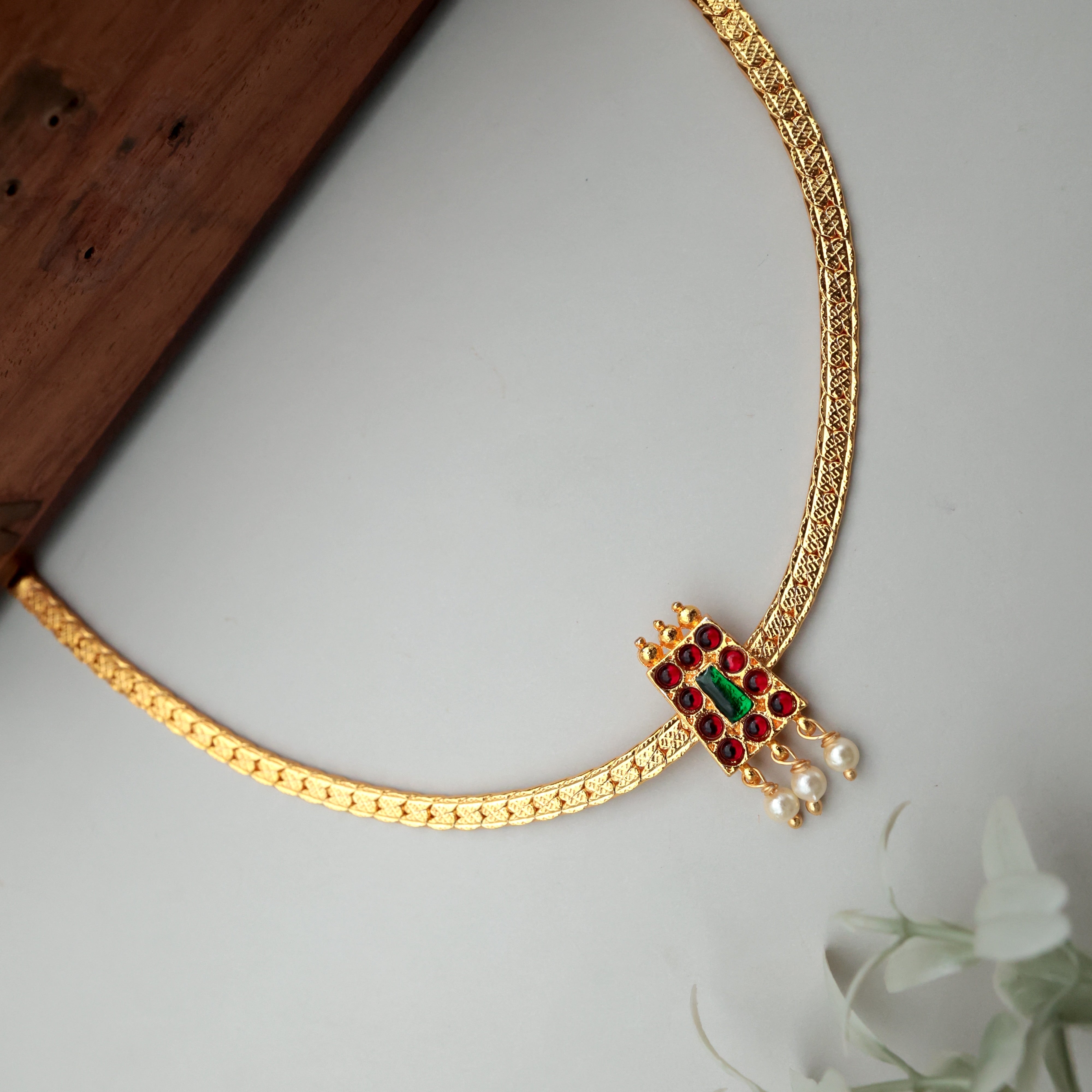 Traditional Single Bit Kemp Attigai Necklace