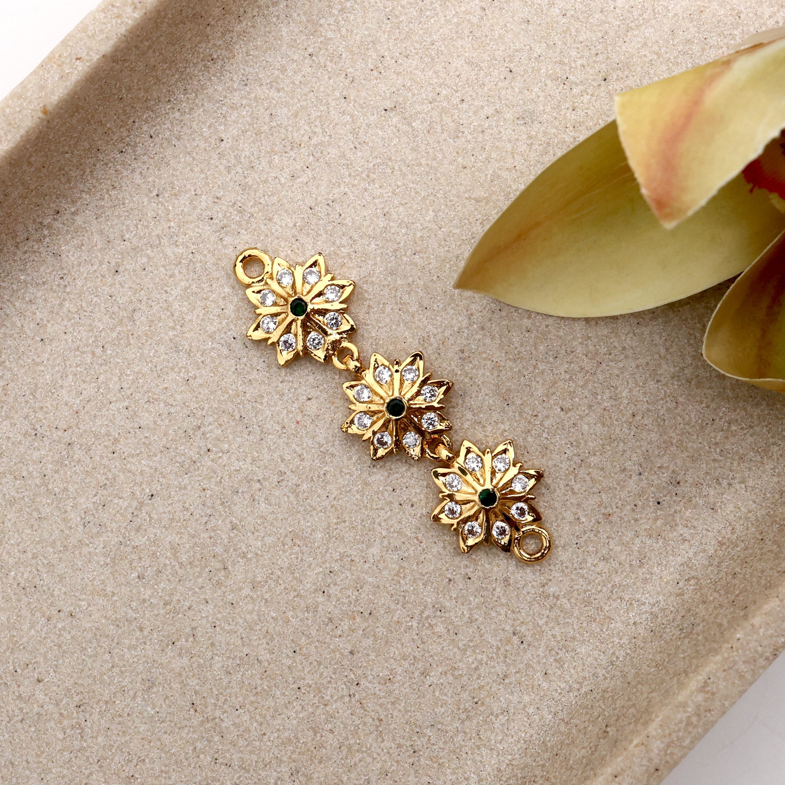 Diamond Look Micro Gold Pichi Poo Mogappu Pendant - White Green