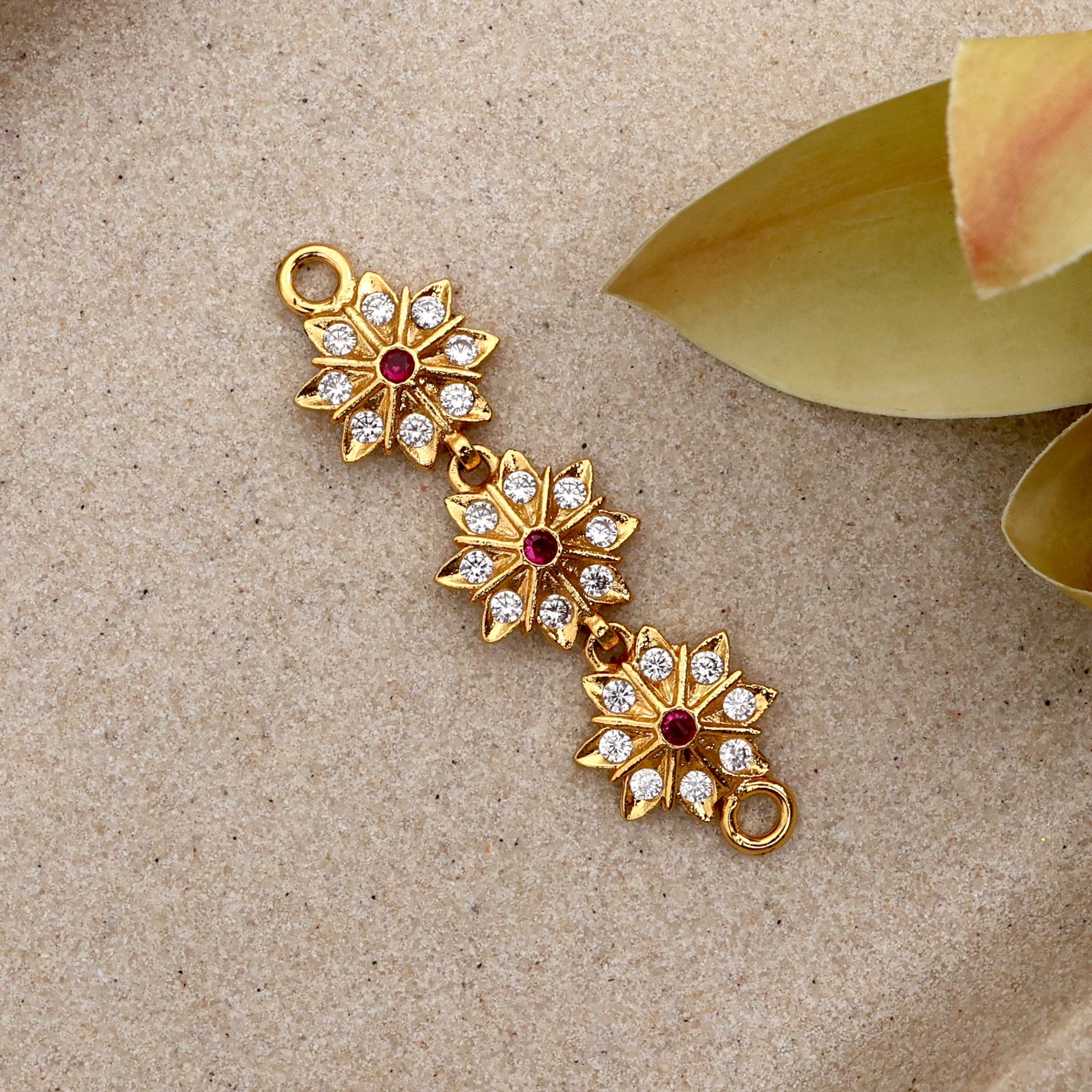 Diamond Look Micro Gold Pichi Poo Mogappu Pendant - White Red