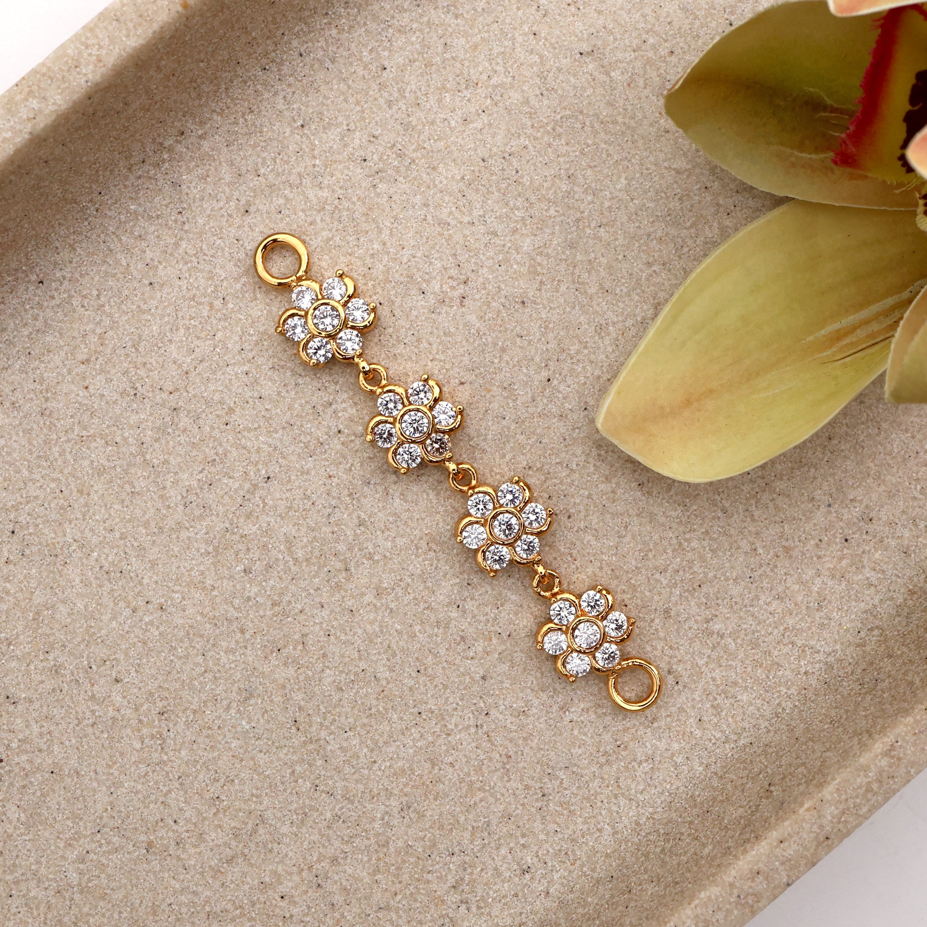 Diamond Look Micro Gold 4 Layer 7 Stone Flowers Mogappu Pendant