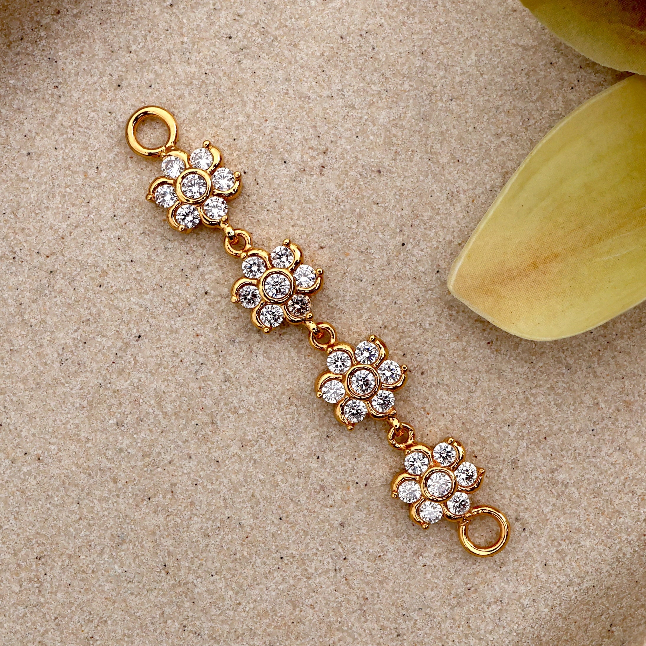 Diamond Look Micro Gold 4 Layer 7 Stone Flowers Mogappu Pendant