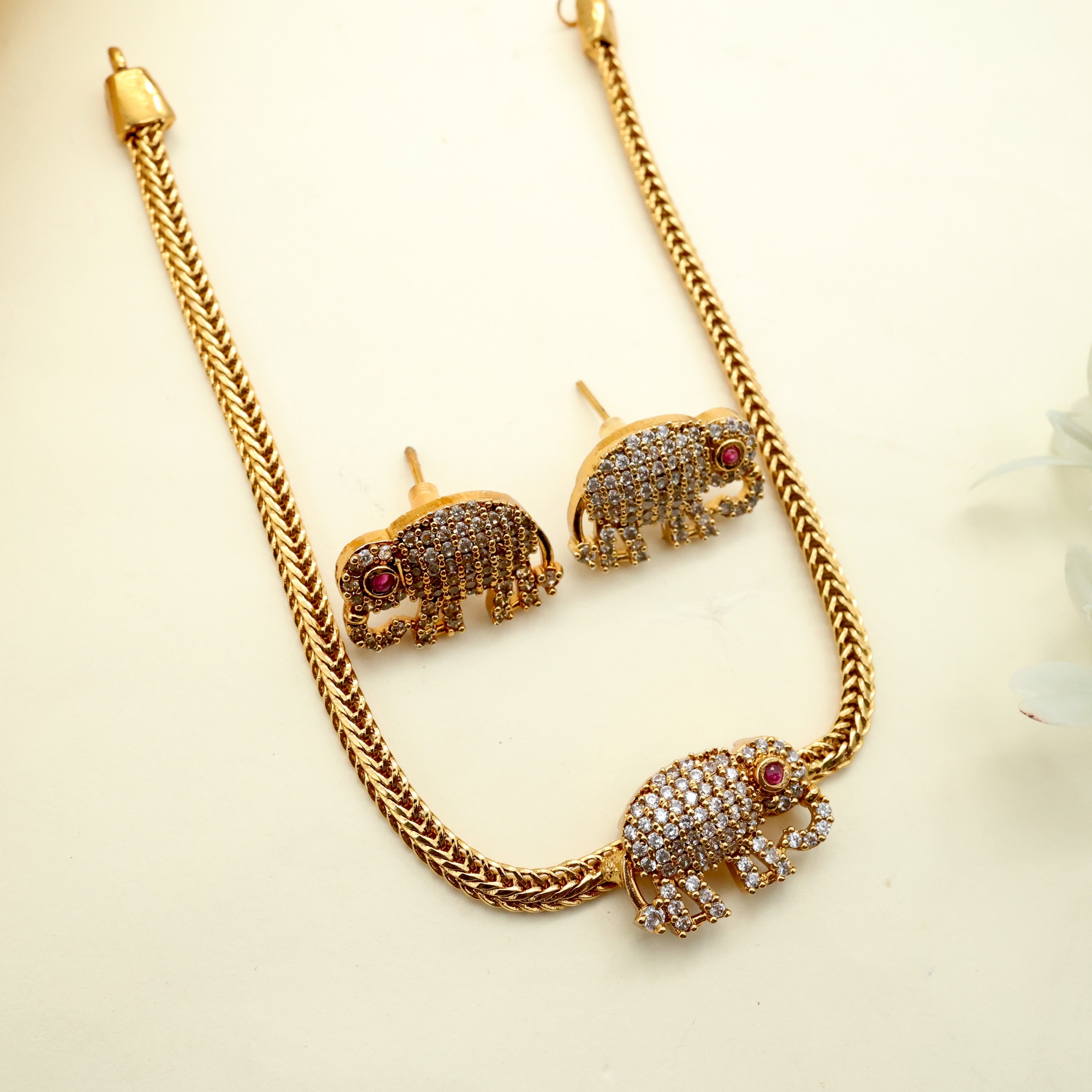 Antique AD Elephant Kids Friendly Necklace Set