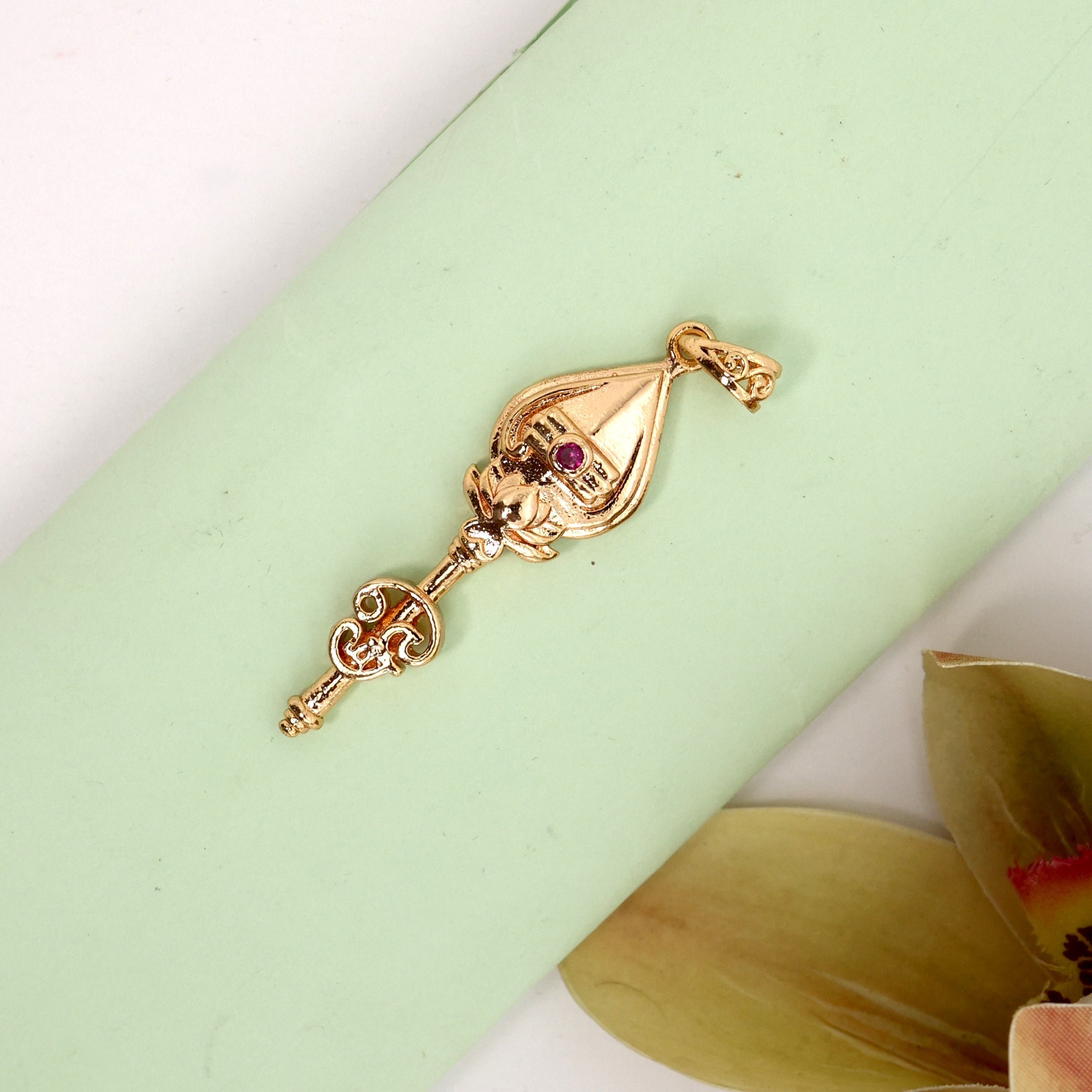 Real Gold Look Micro Gold Polished Divine Om Vel Pendant