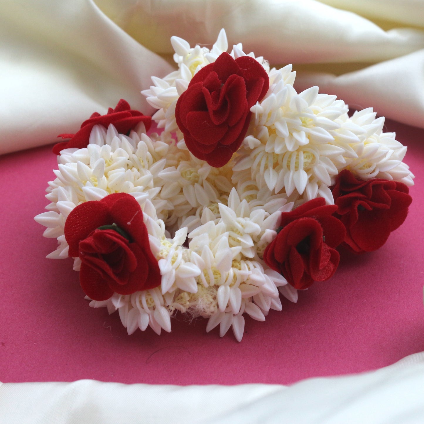 Scented Jasmine/Mogra Hair Bands with 3 Roses