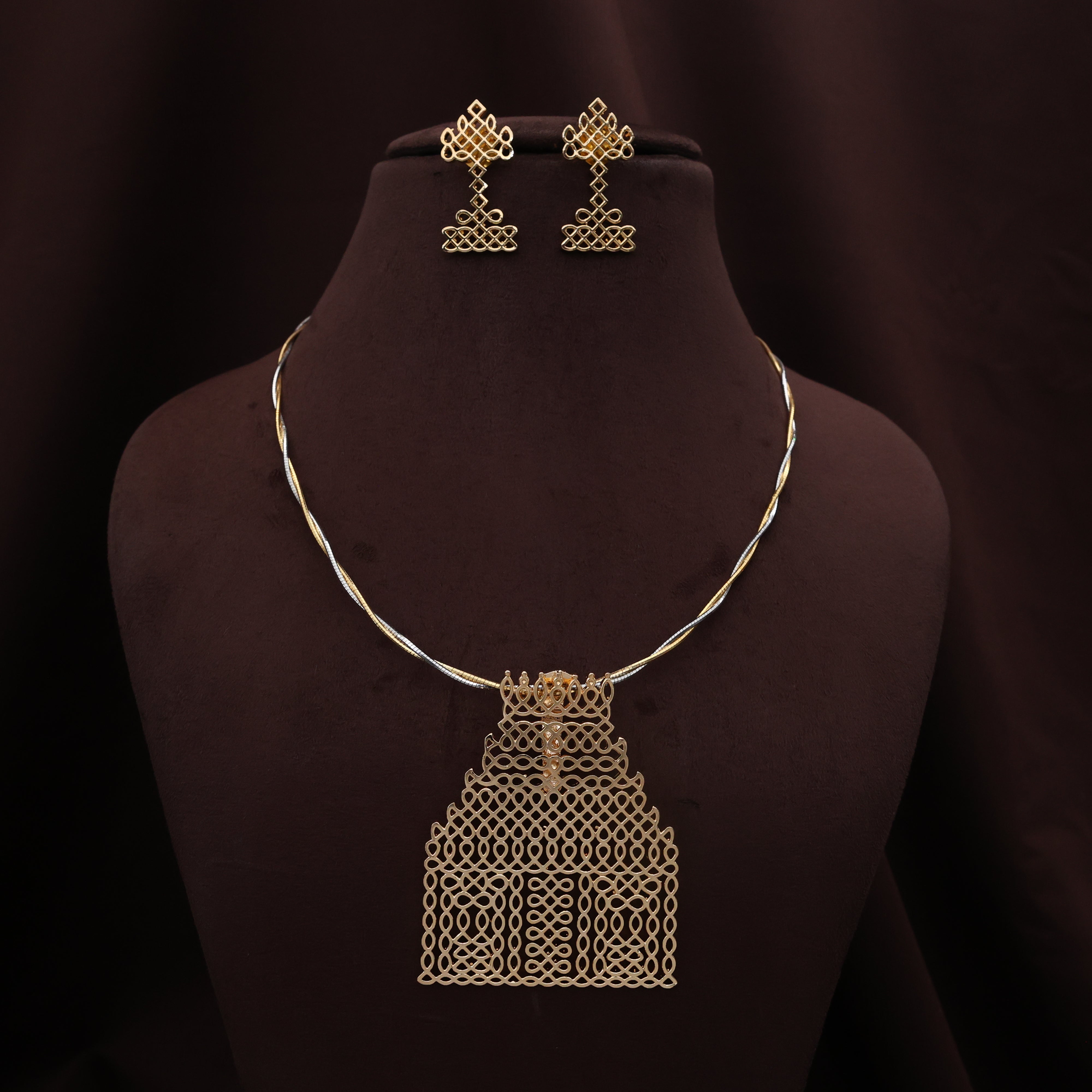 Antique Gold Temple Gopuram Muggulu/Kolam Pendant Two Tone Twisted Hasli Necklace Set