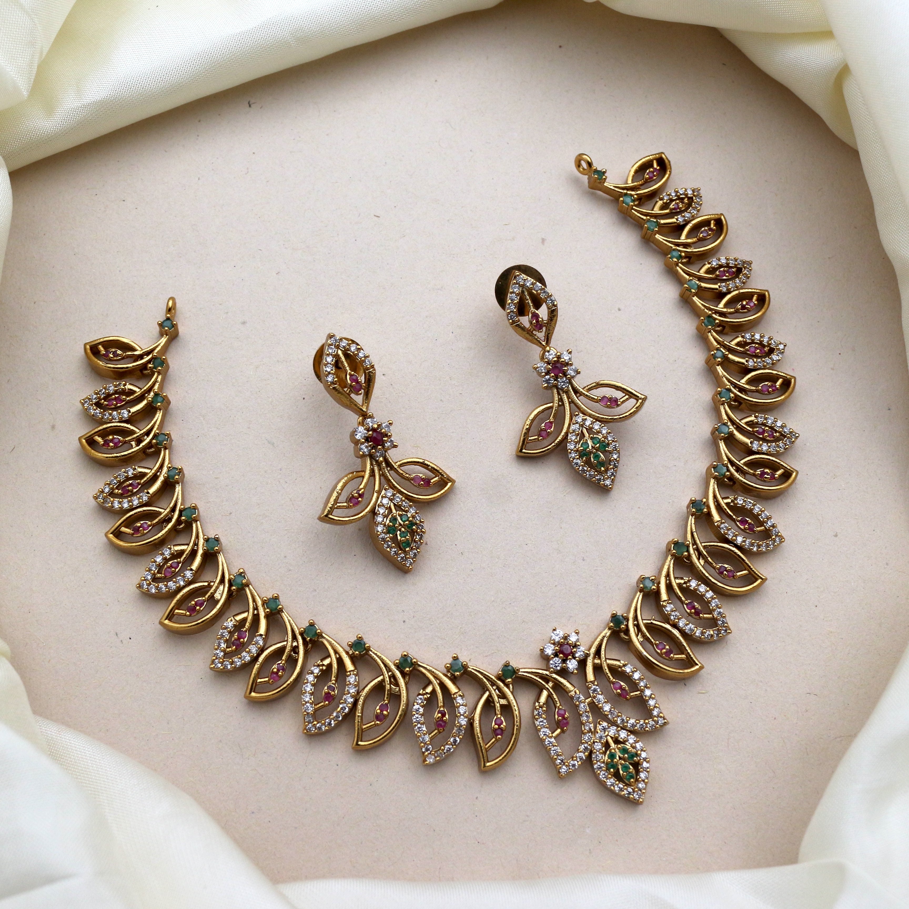 Diamond Look Antique Matte AD Leaf Necklace Set