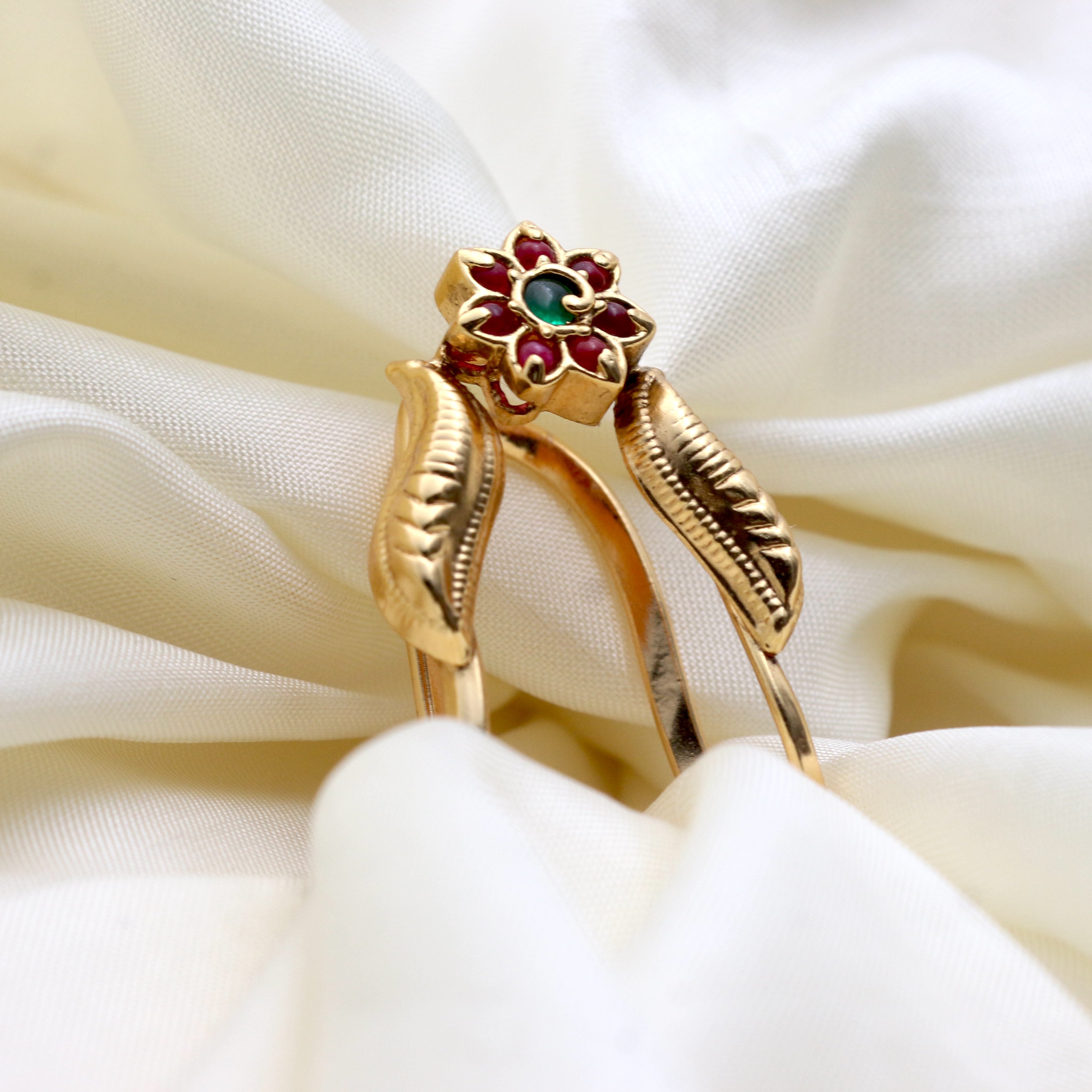latest gold vanki ring designs//bridal finger ring designs// | Gold finger  rings, Latest gold ring designs, Ladies gold rings