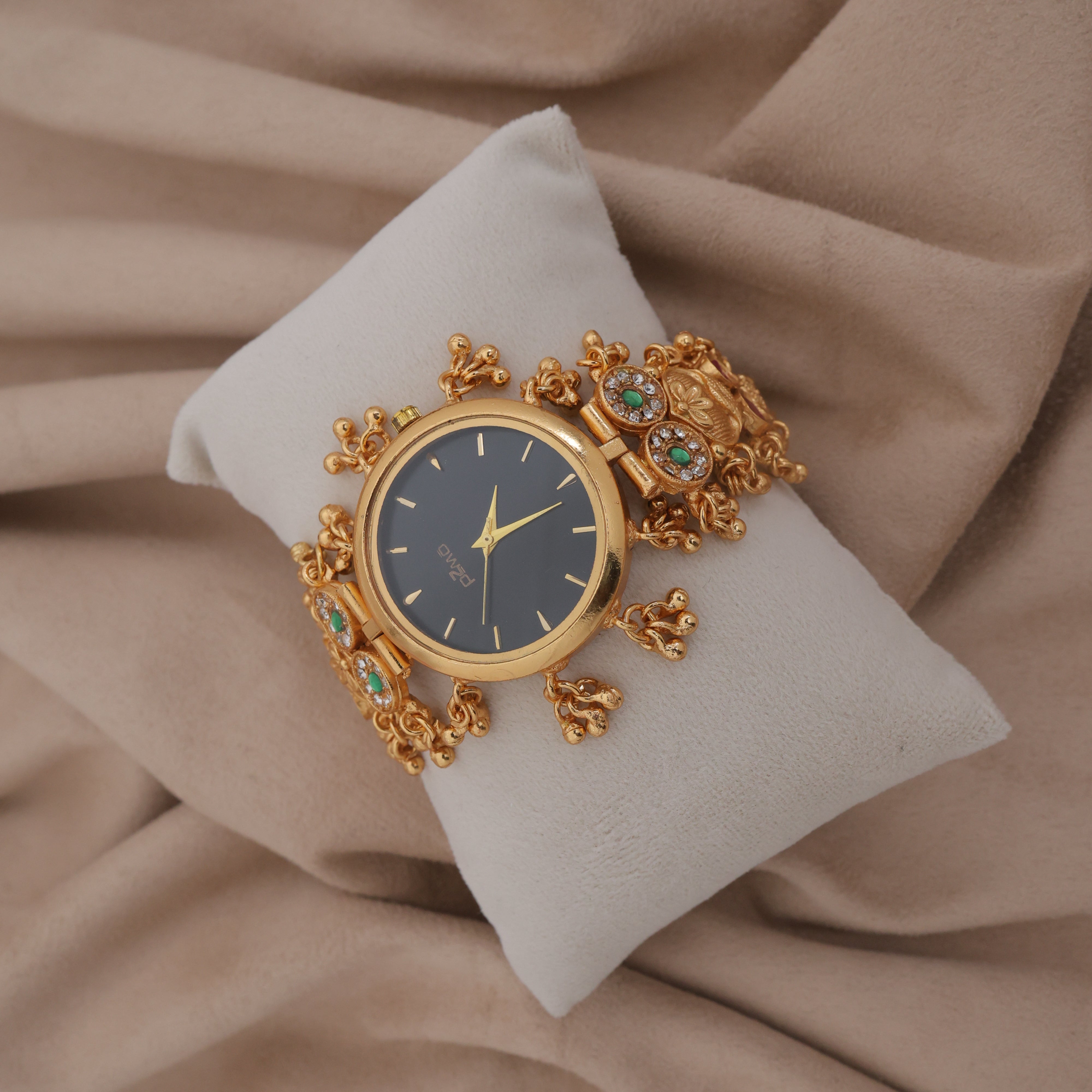 Gold Tone Rich Heritage Flower Detailing Black Dial Kashmiri Bracelet Watch