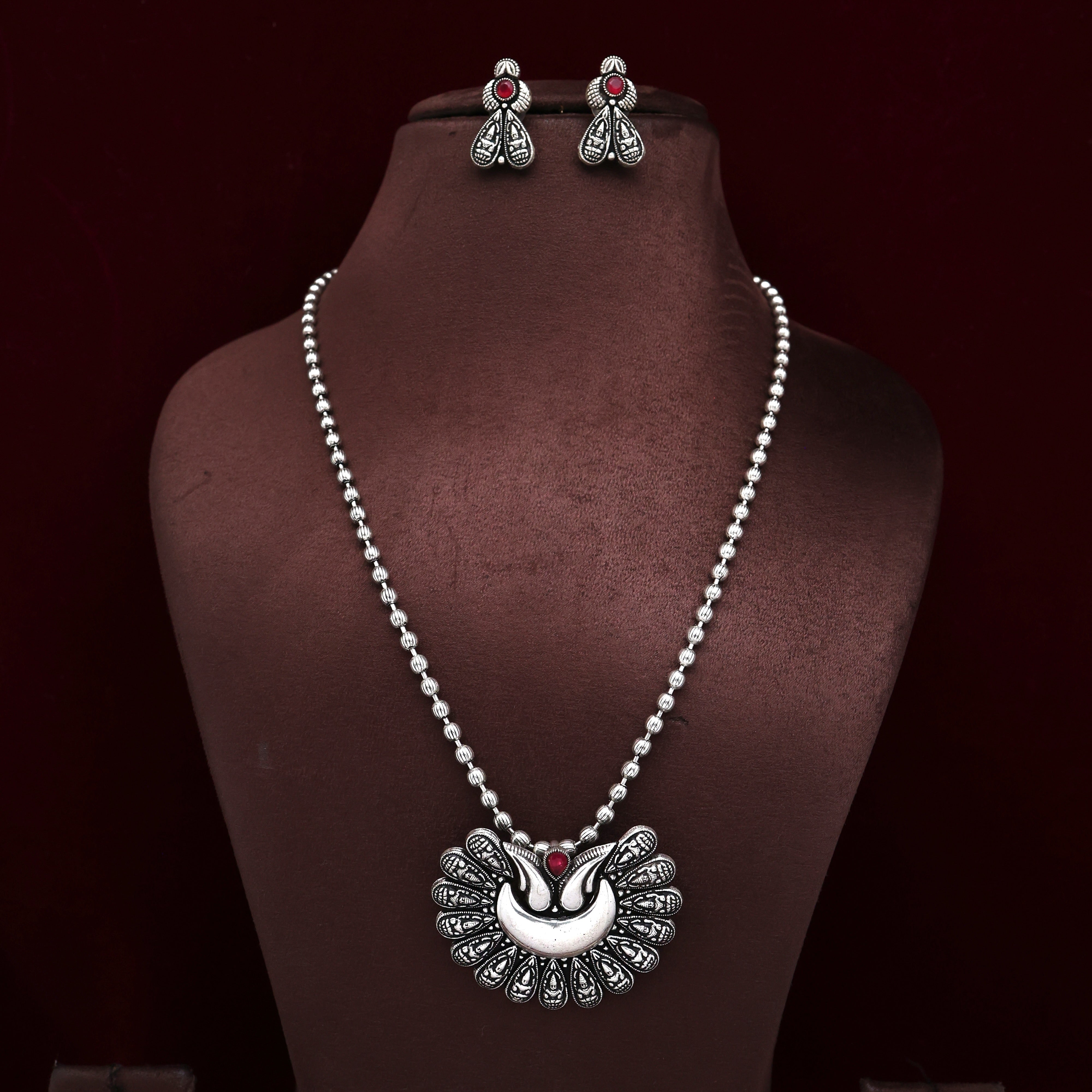 Silver Look Vintage Moon Flower Mani Mala Set