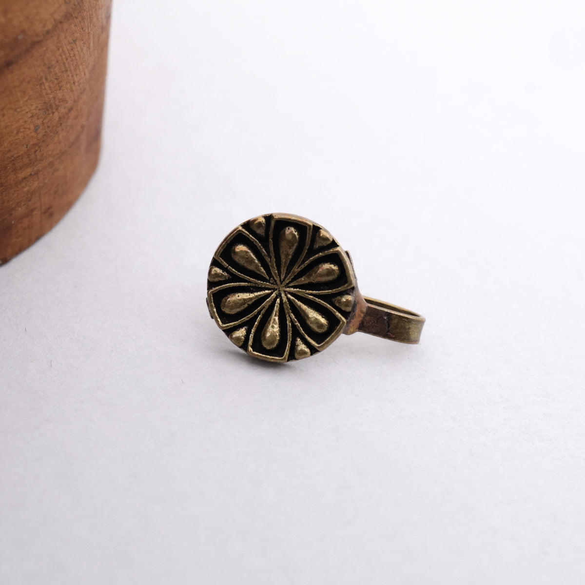 Antique Gold Flower Clip On Nose Pin