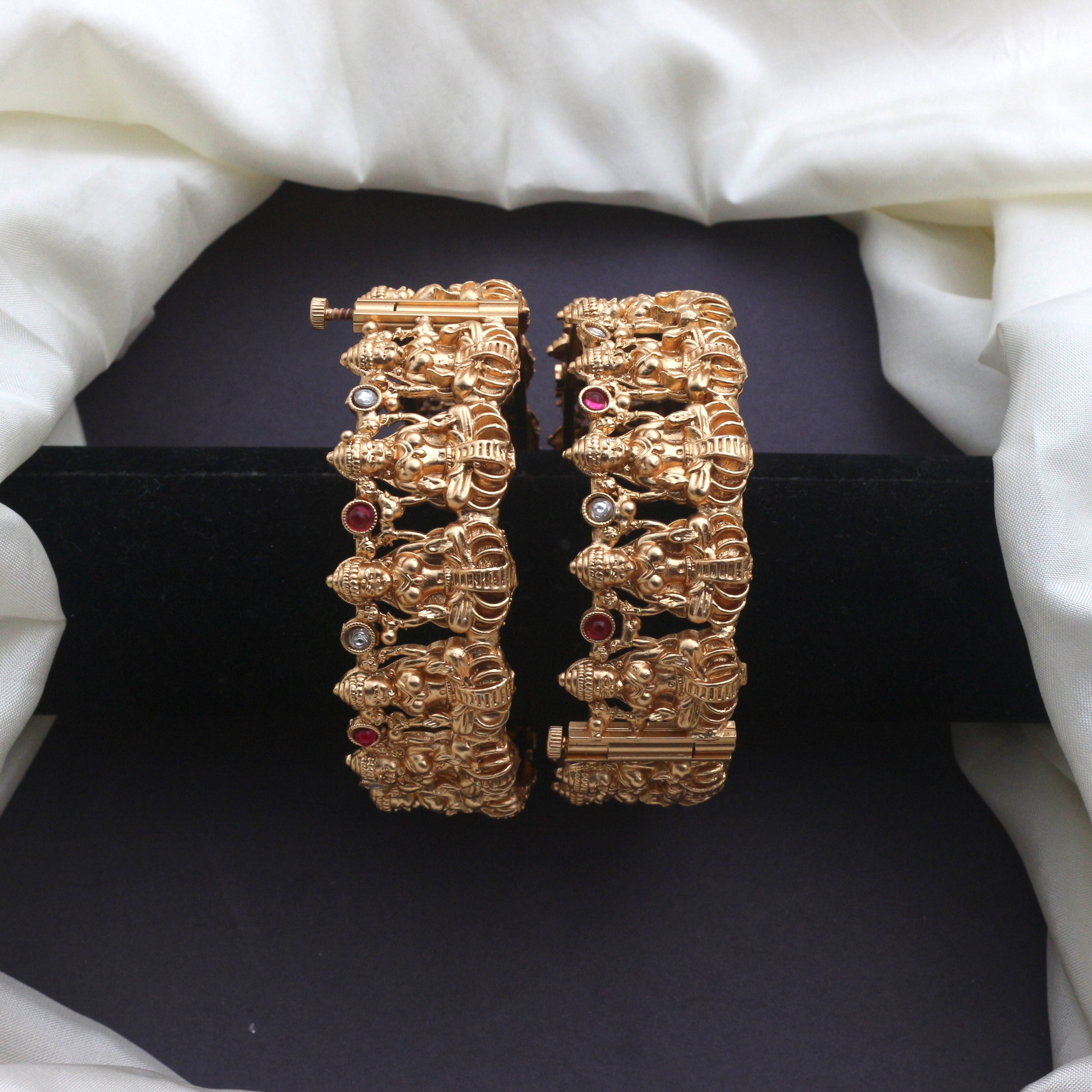 Premium Rajwadi Polish Lakshmi Openable Kada Bridal Bangles