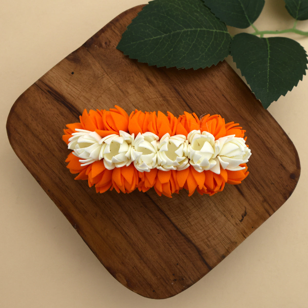 Handmade Foam Iruvatchi Kanakambaram French Barrette Hair Clip