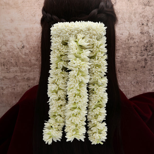 Handmade Foam 3 Line Mulla Poo With Clip String