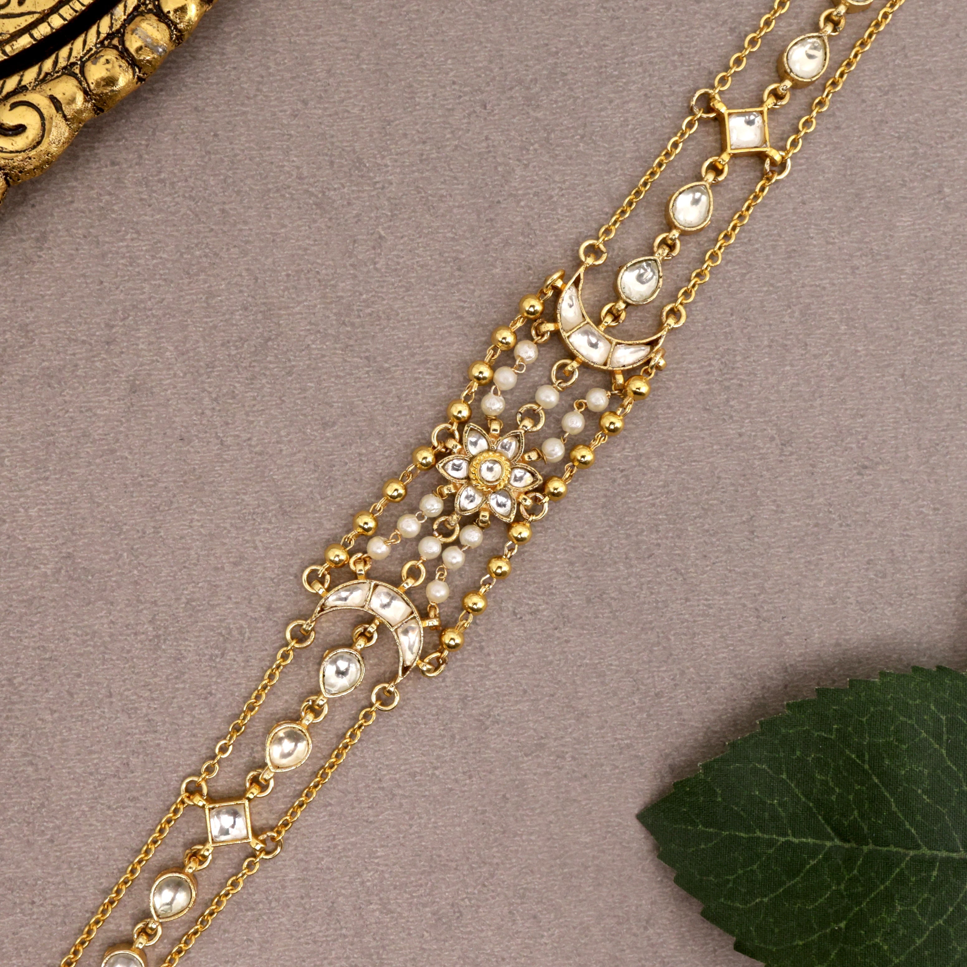 Premium Gold Tone Pachi Kundan Two In One Sheeshpool/Mathapatti Choker Set