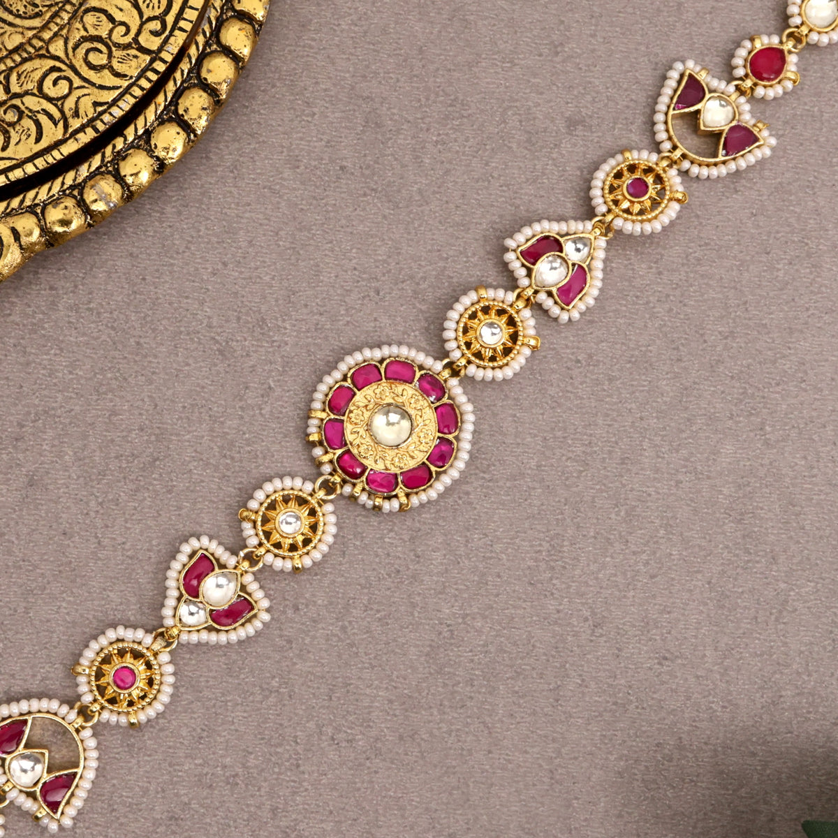 Premium Pachi Kundan 2 in 1 Sheeshpool Choker Set