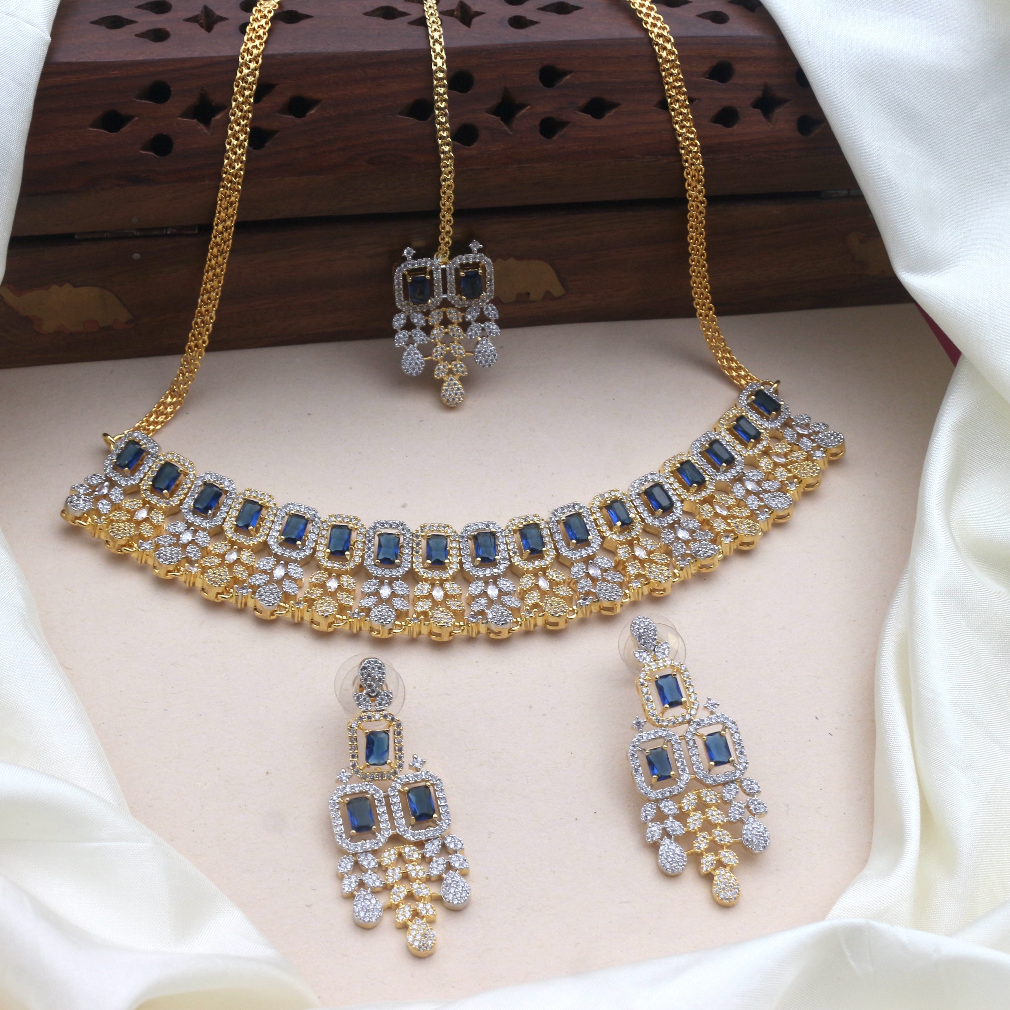 Premium AD Ganga Jamuna Polish Bridal Choker Set with Maang Teeka