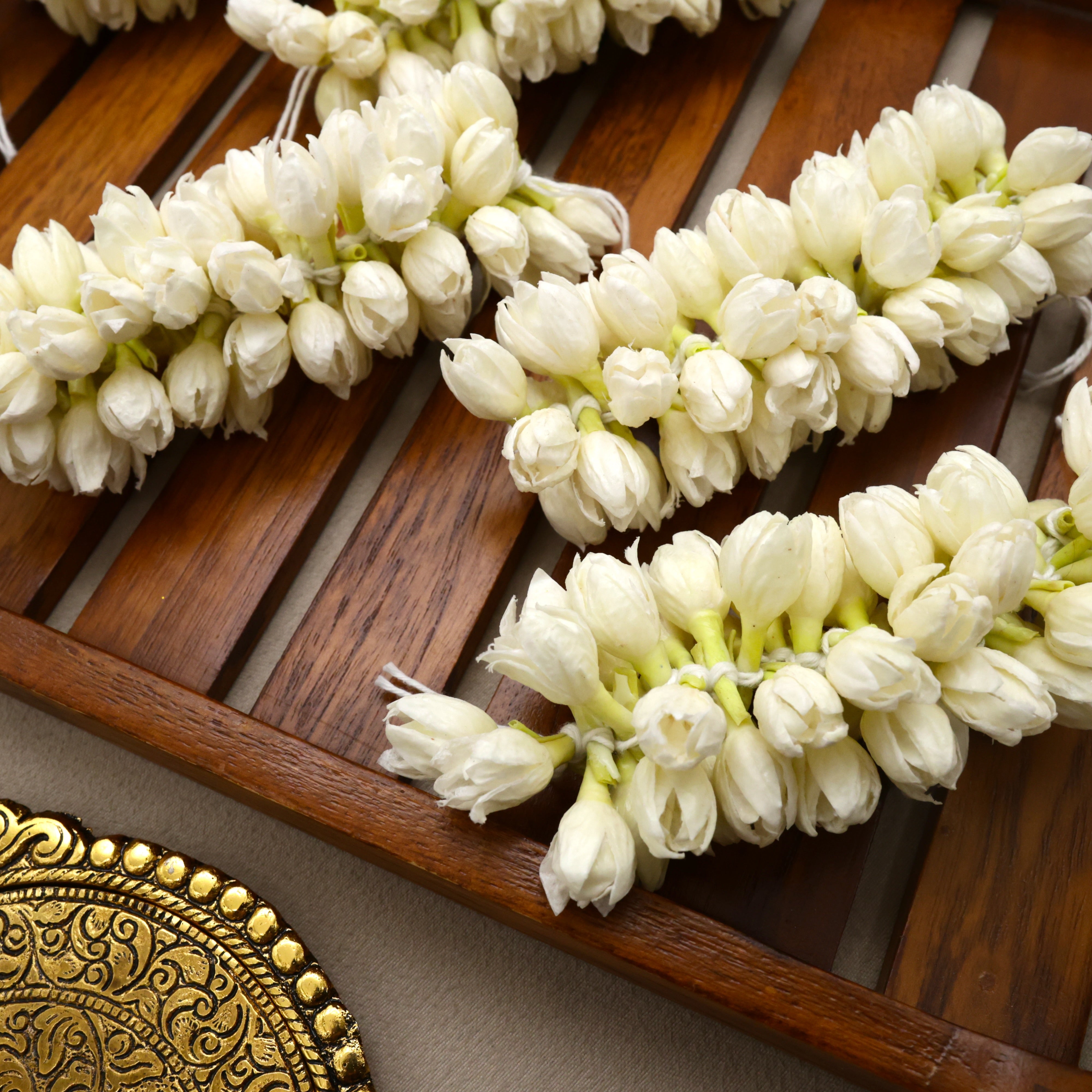 Thick Paper Based Real Look Bloomed Jasmine 5 Inches String