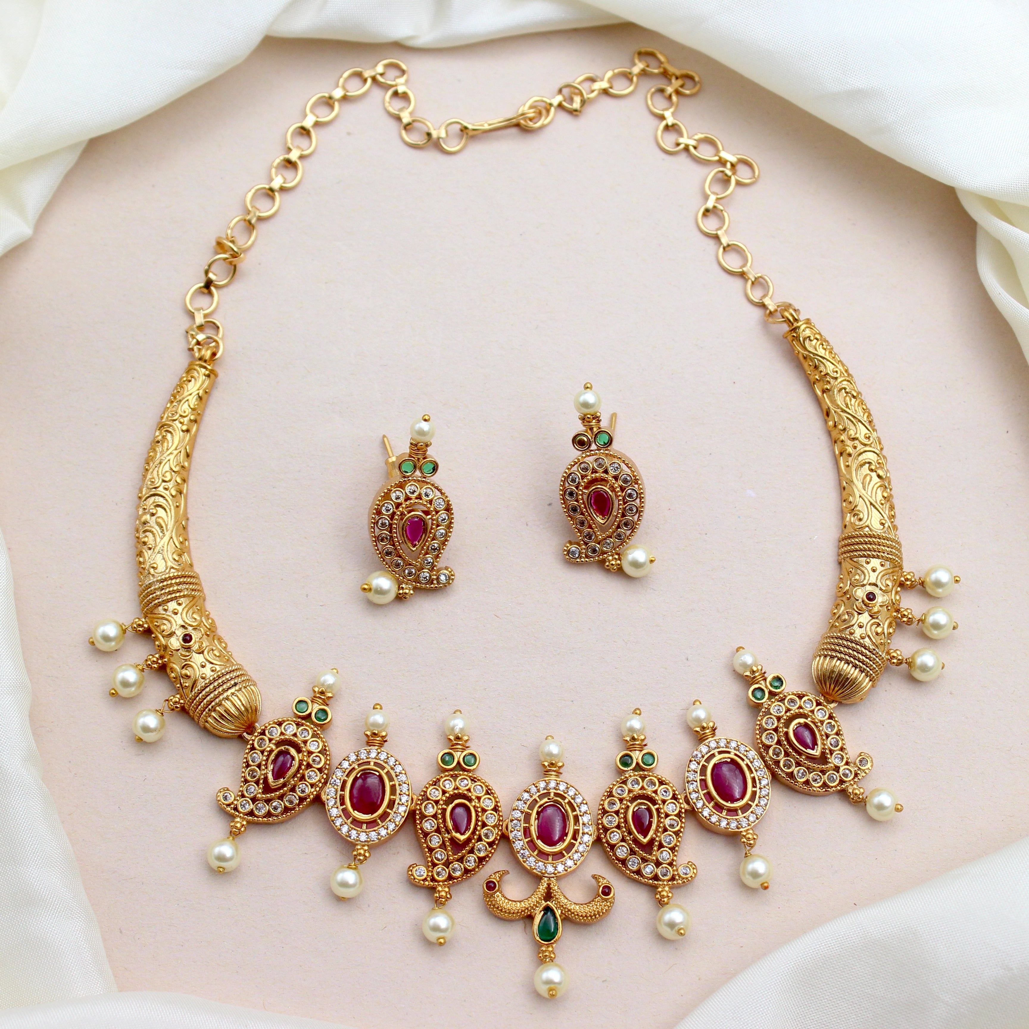 Designer AD Kemp Paisley Hasli Necklace Set