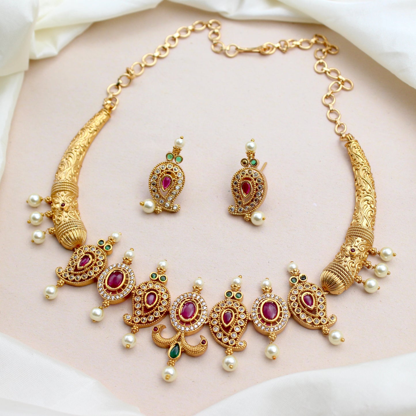 Designer AD Kemp Paisley Hasli Necklace Set