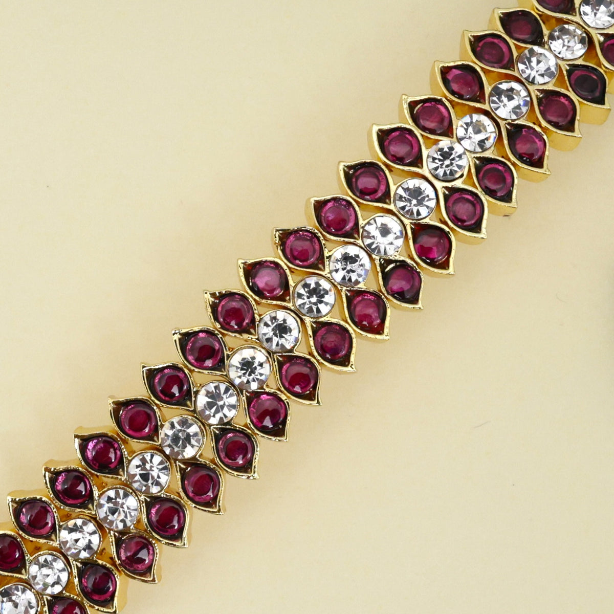 Premium Real Kemp Traditional Temple Lotus Bridal Maang Tikka/Nethichutti