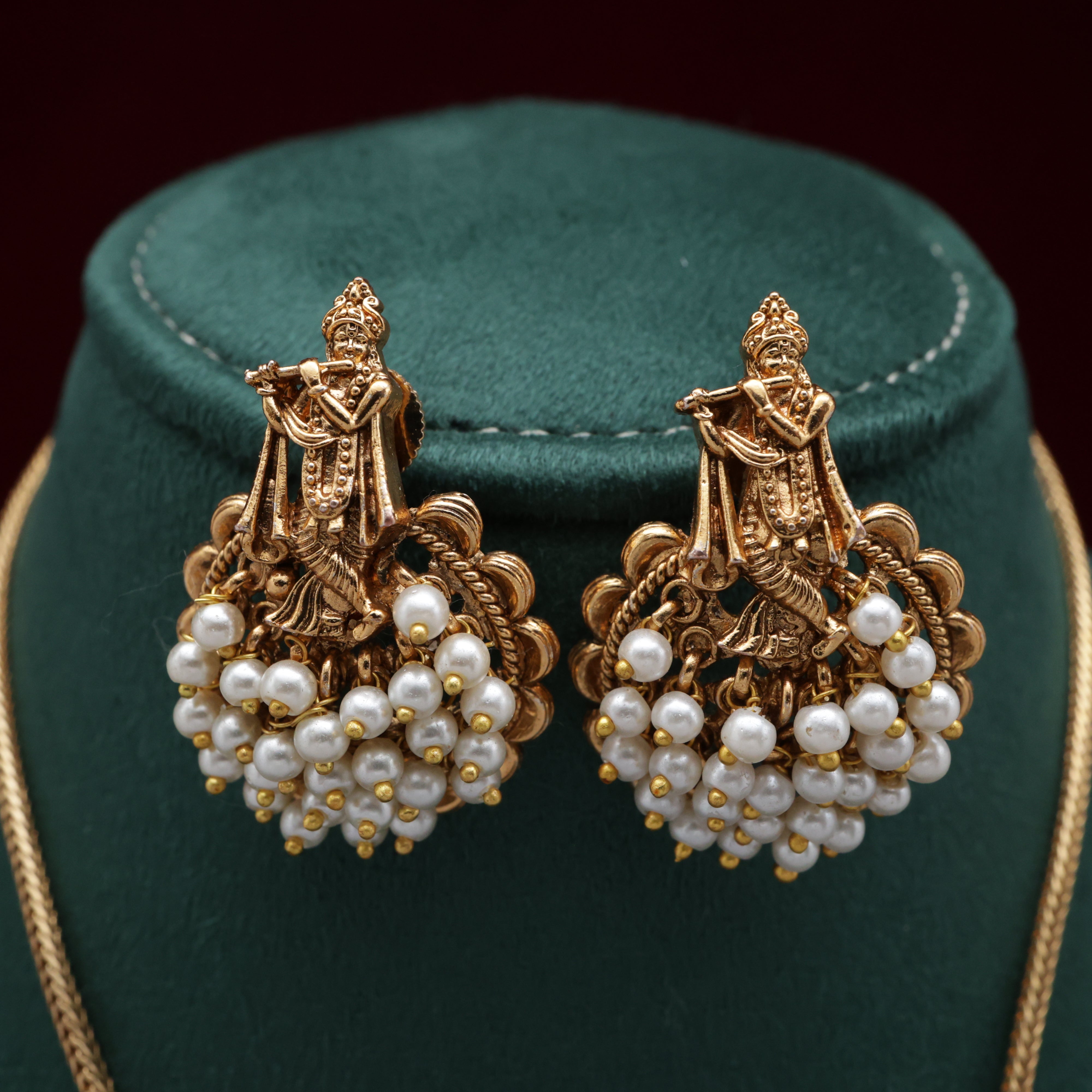 Lord Krishna Bunch Beads Divine Pendant Necklace Set - White