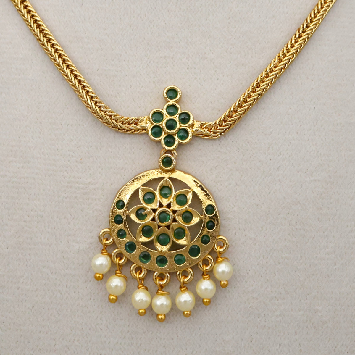 Gold Look Single Stone Pendant Attigai Necklace Set - Green