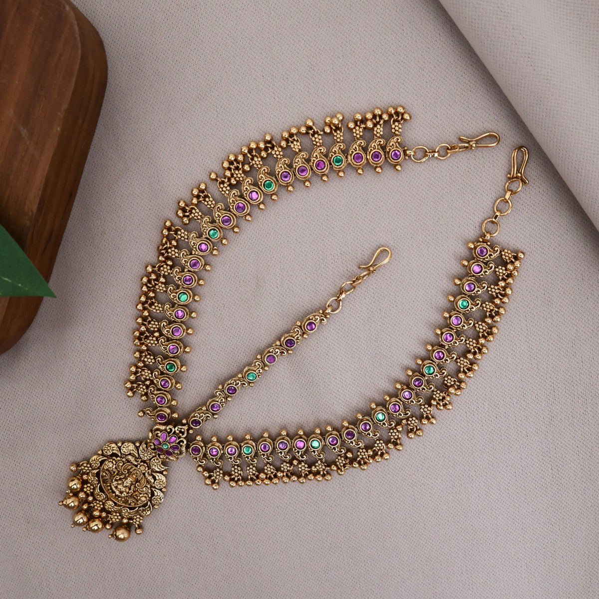 Premium Antique Mango Kemp Lakshmi Pendant Bridal Maang Tikka/Nethichutti